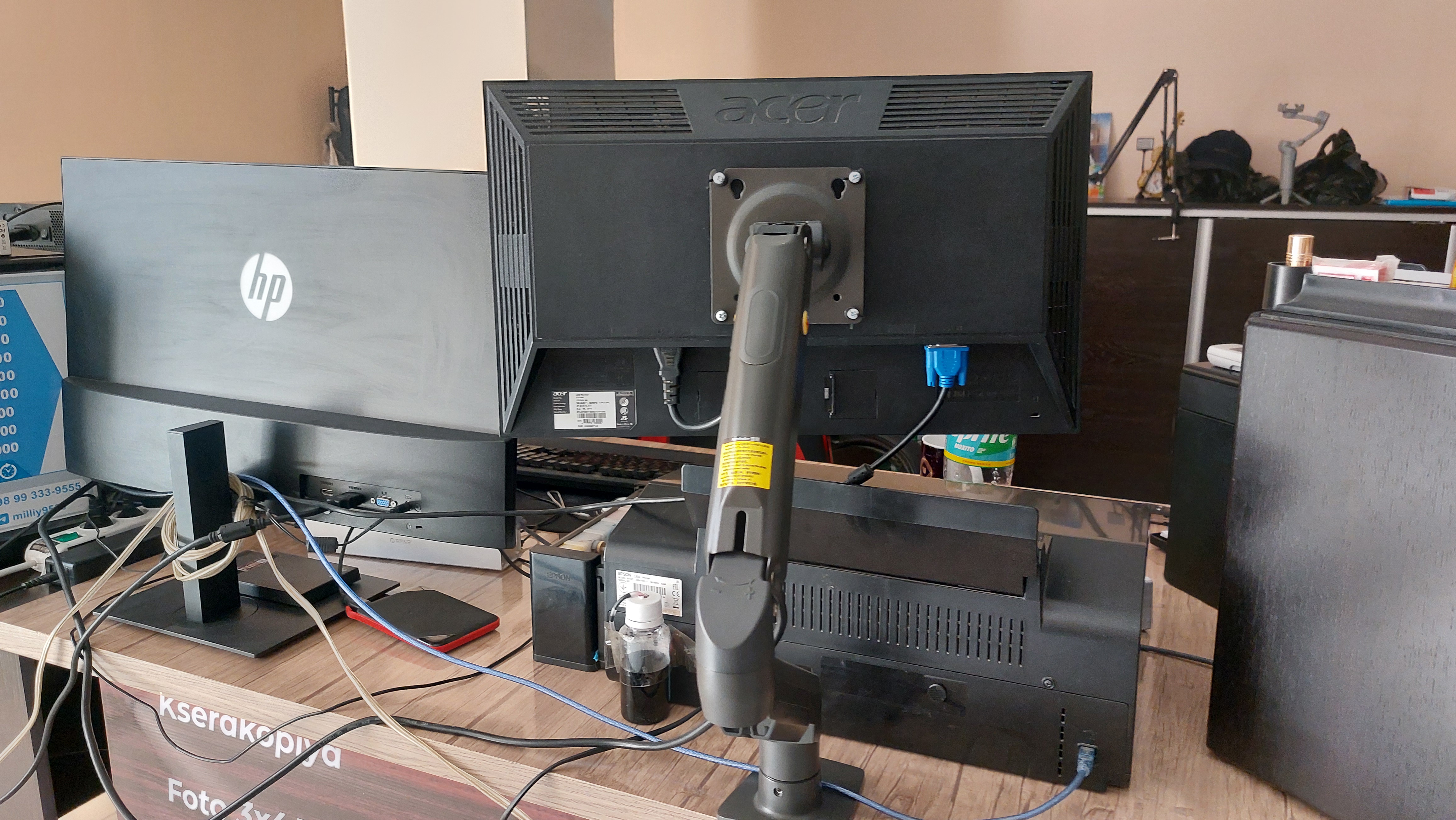 Monitor, televizor kronshteyni, 17-30, North Bayou F80, RSTAR