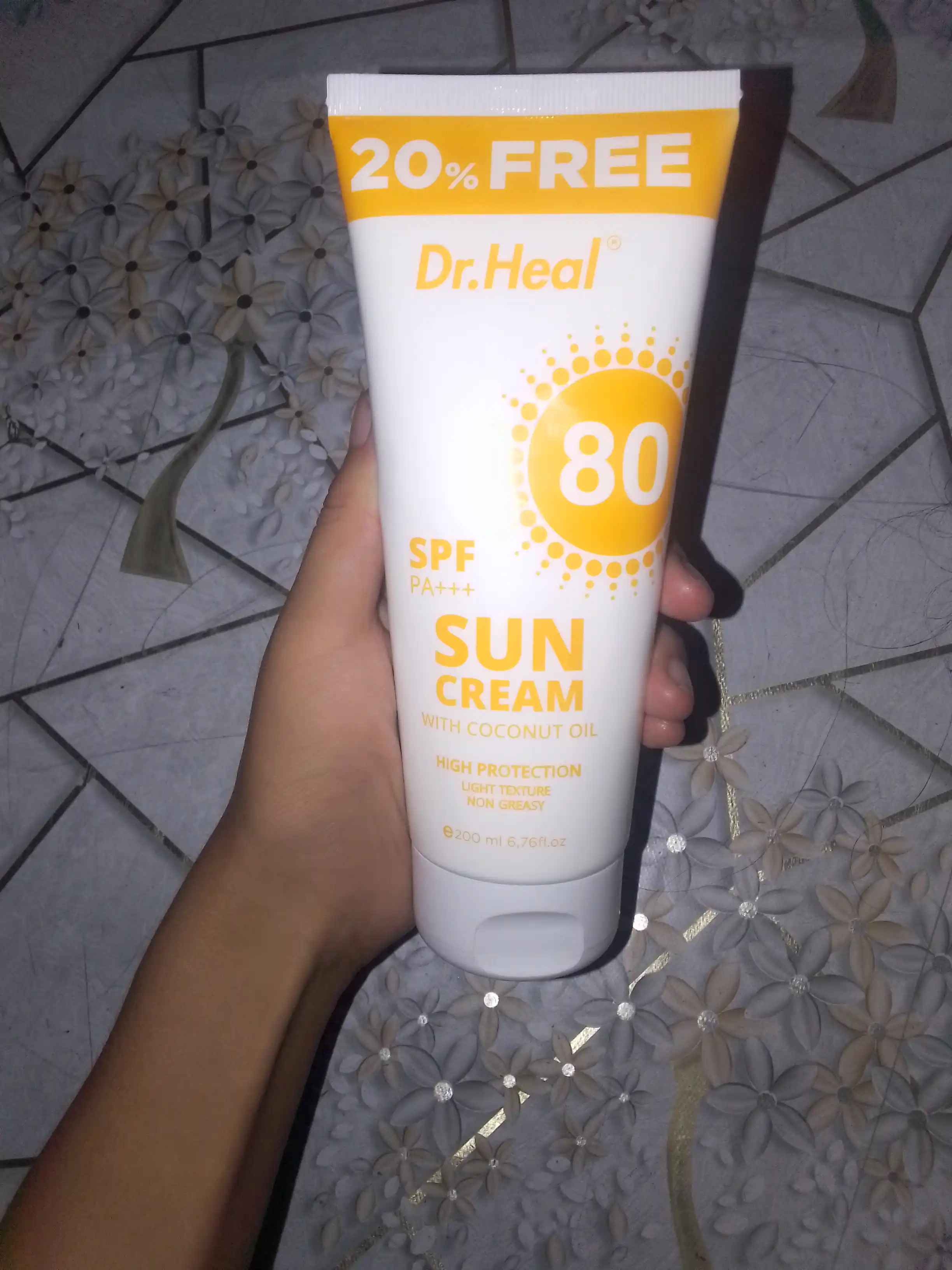 Dr. Heal SPF 80 PA+++ quyoshdan himoya kremi, E vitamini va kokos moyi, 200 ml