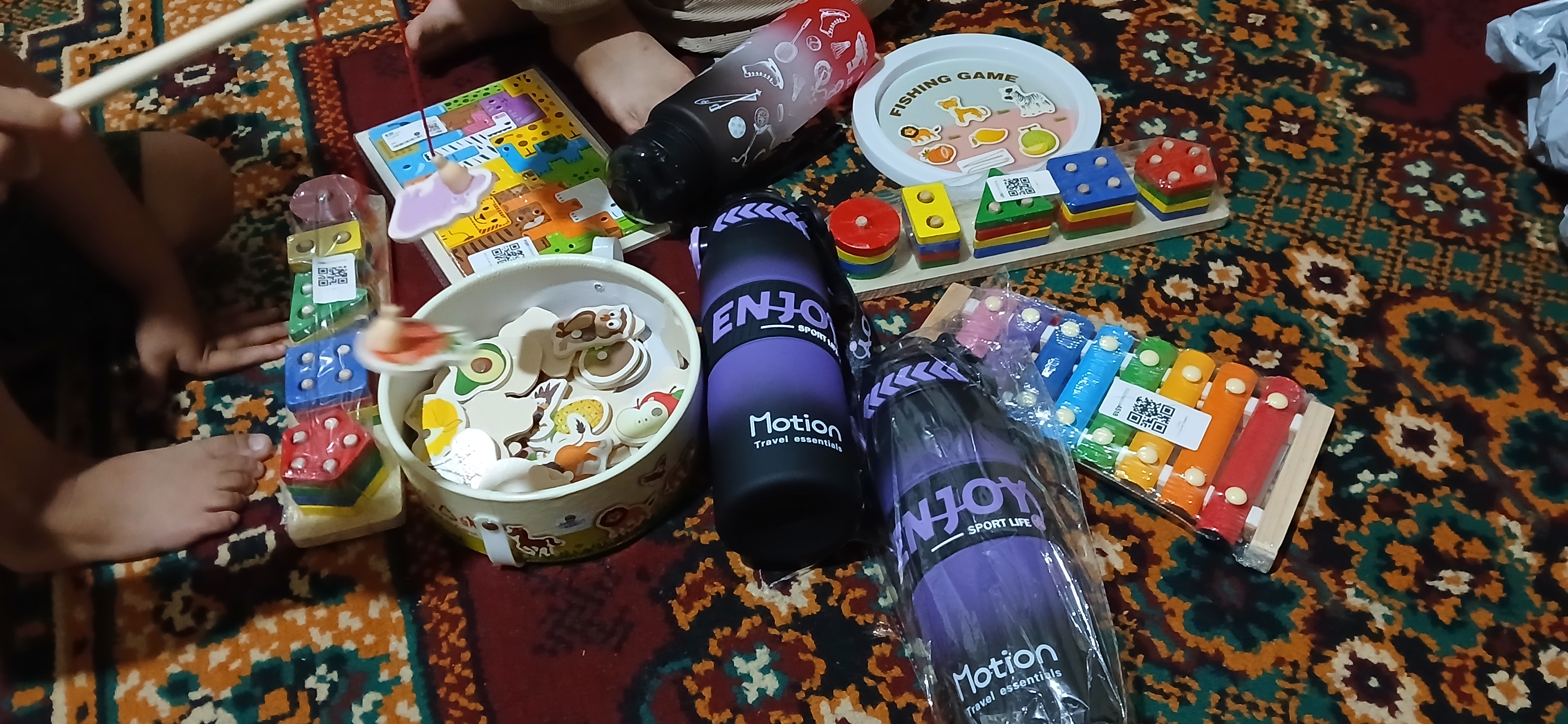 Yog'ochli baliq ovi o'yini, Montessori uslubidagi to'plam «Hayvonlar va Mevalar»