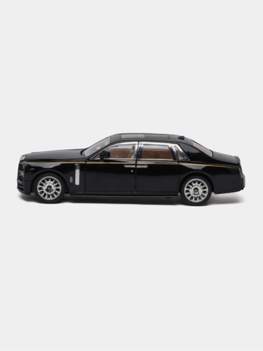 Модель Rolls-Royce Cullinan 1:24, металлическая, свет, звук, двери открываются
