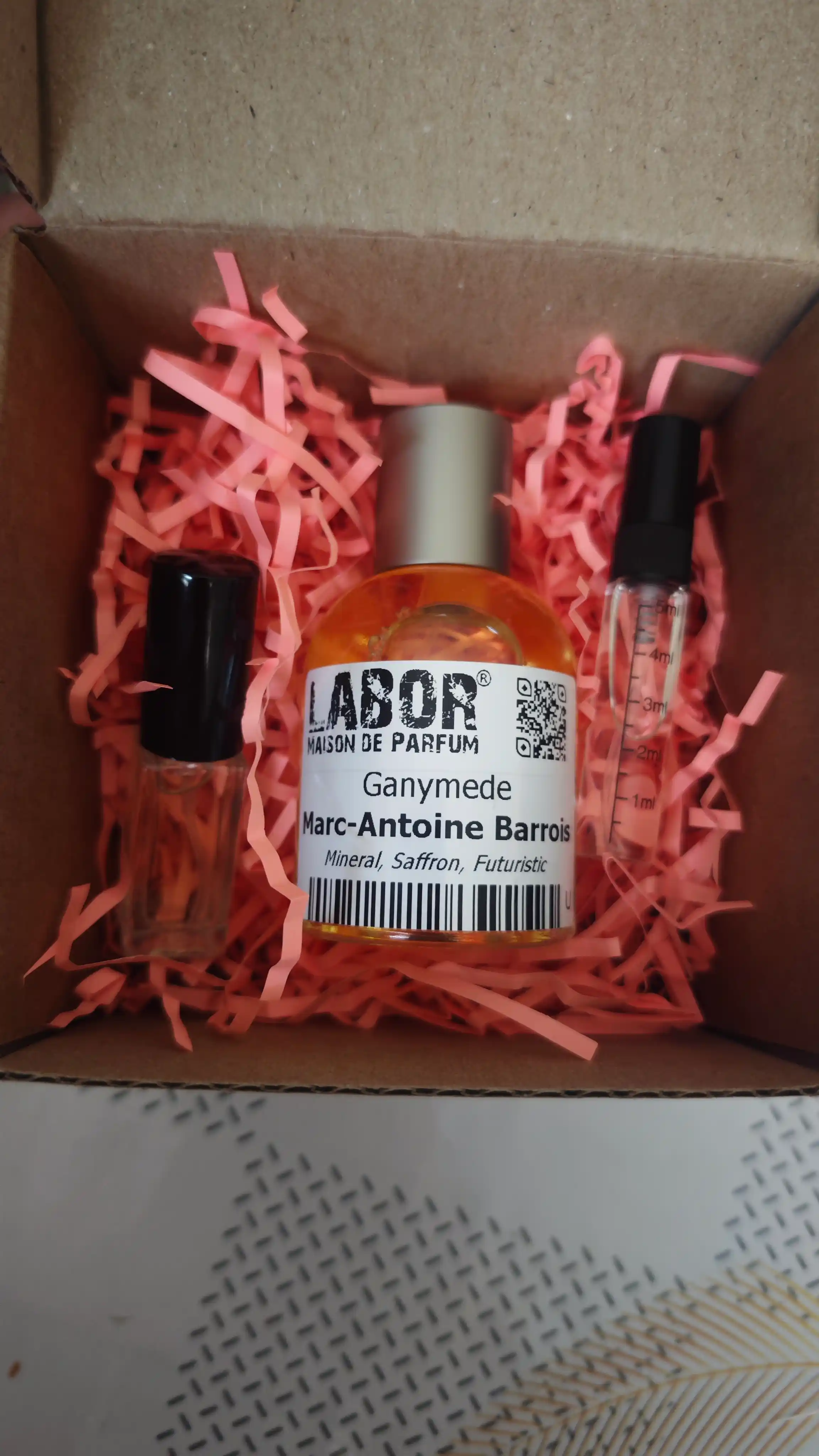 LABOR Parfum Ganymede Marc-Antoine Barrois - Erkak va ayollar parfyumi maxsus flakonlarda