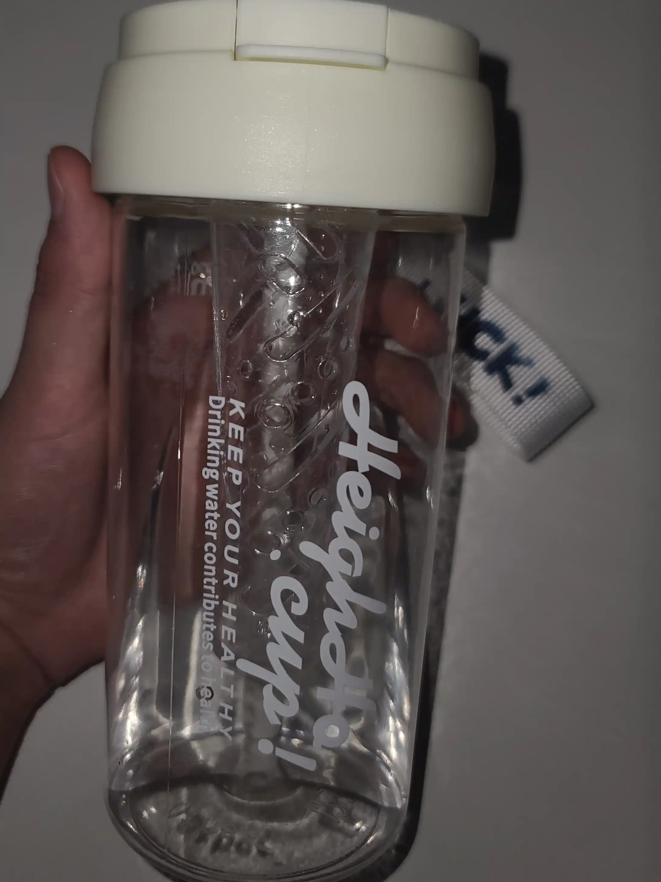 Бутылка для воды с трубочкой, современная бутылка "Принцесса" с сеточкой для фруктов,580мл