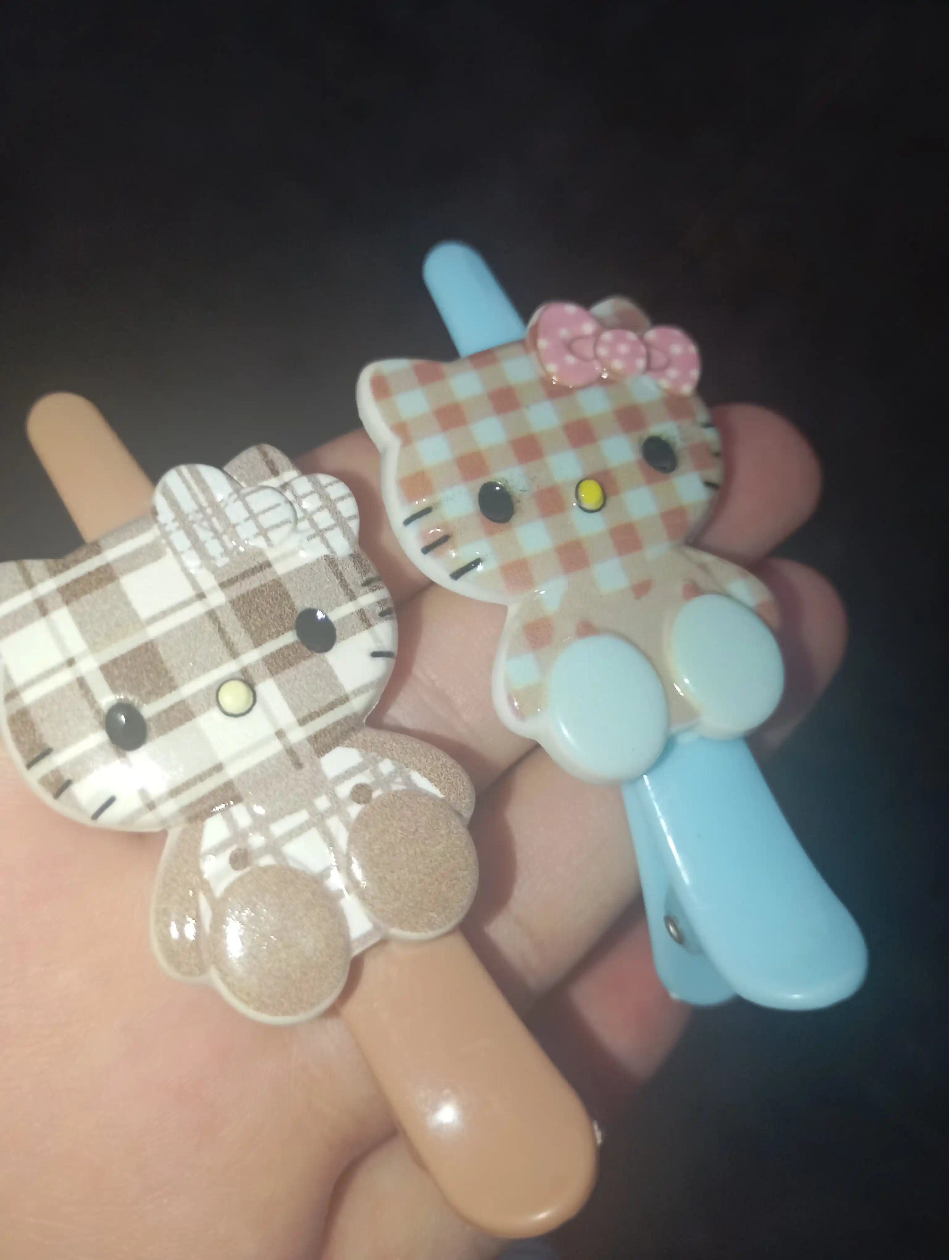 Hello Kitty soch qisqichlari – kichkina malikalar uchun nafis aksessuar