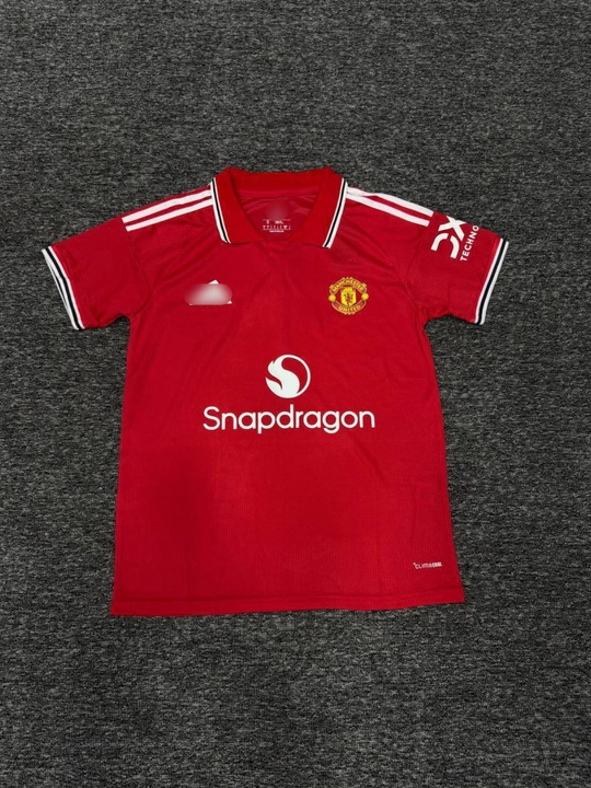 Retro futbol formasi