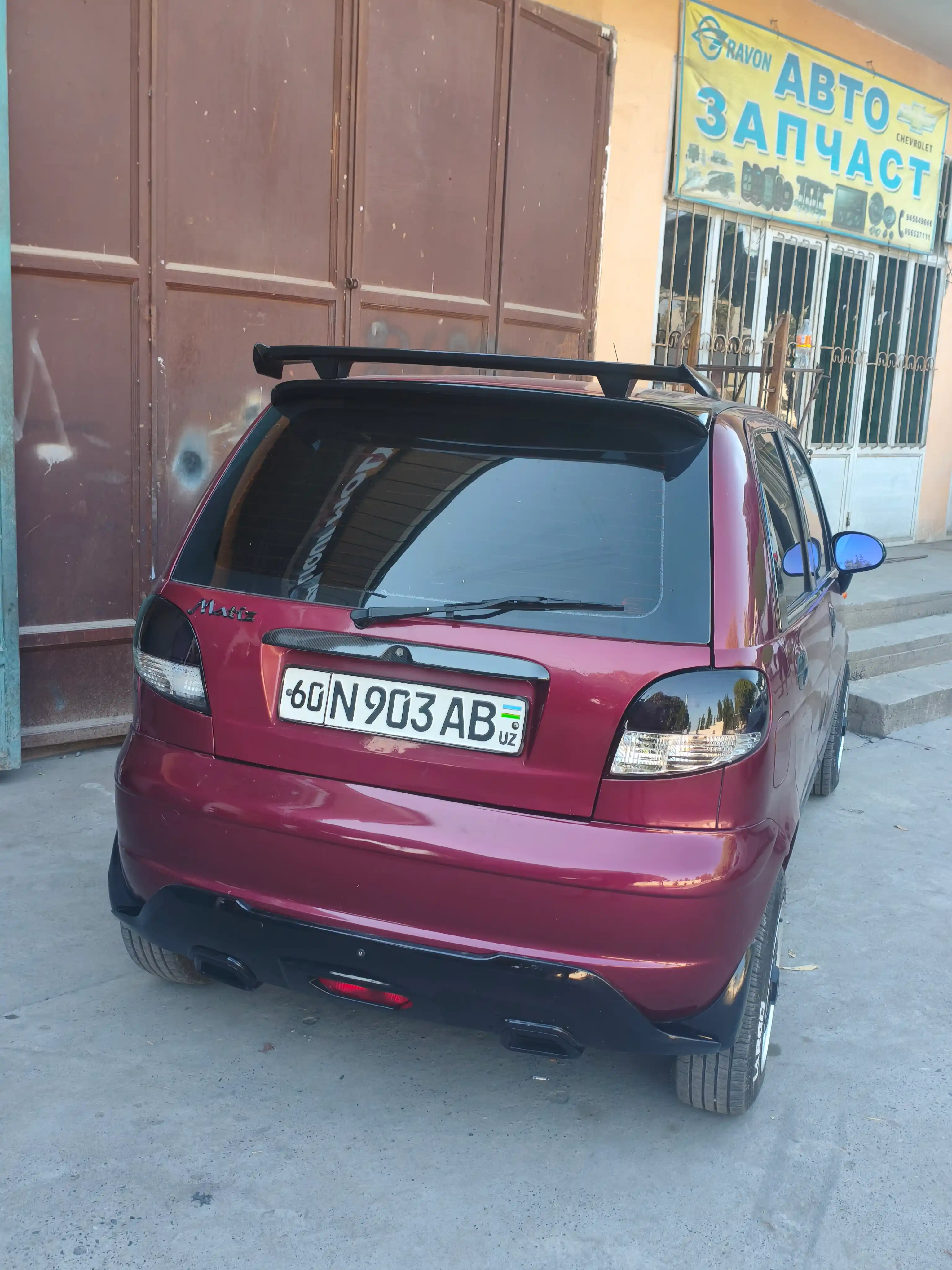 Cobalt, Lacetti, Nexia, Spark va Matiz uchun orqa bagaj spoyleri (universal va modelniy)