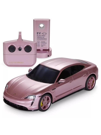Quvvatlash stansiyasi bilan FAO Schwarz Porsche Taycan Turbo S radio boshqaruvli avtomobili