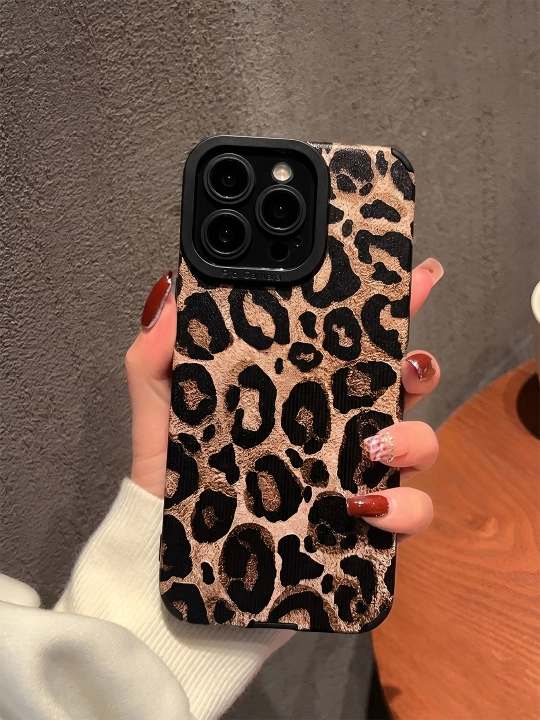 IPhone 11, 12, 13, 14, 15, 16, 17 Pro Max uchun silikon chexol — himoyalovchi chezol