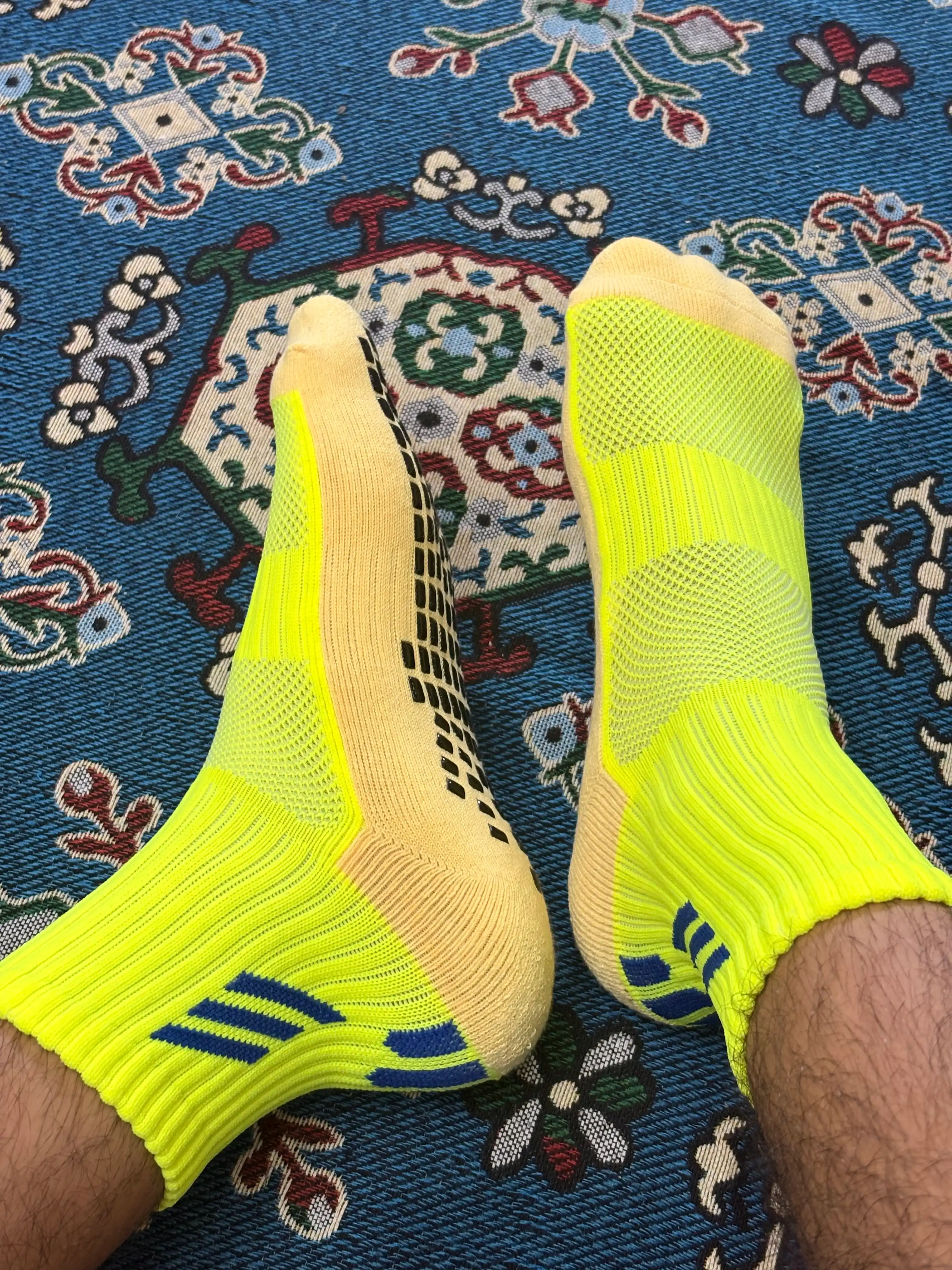 Grip Socks sirpanmaydigan sport paypoq, futbol, futzal va trening uchun, uniseks