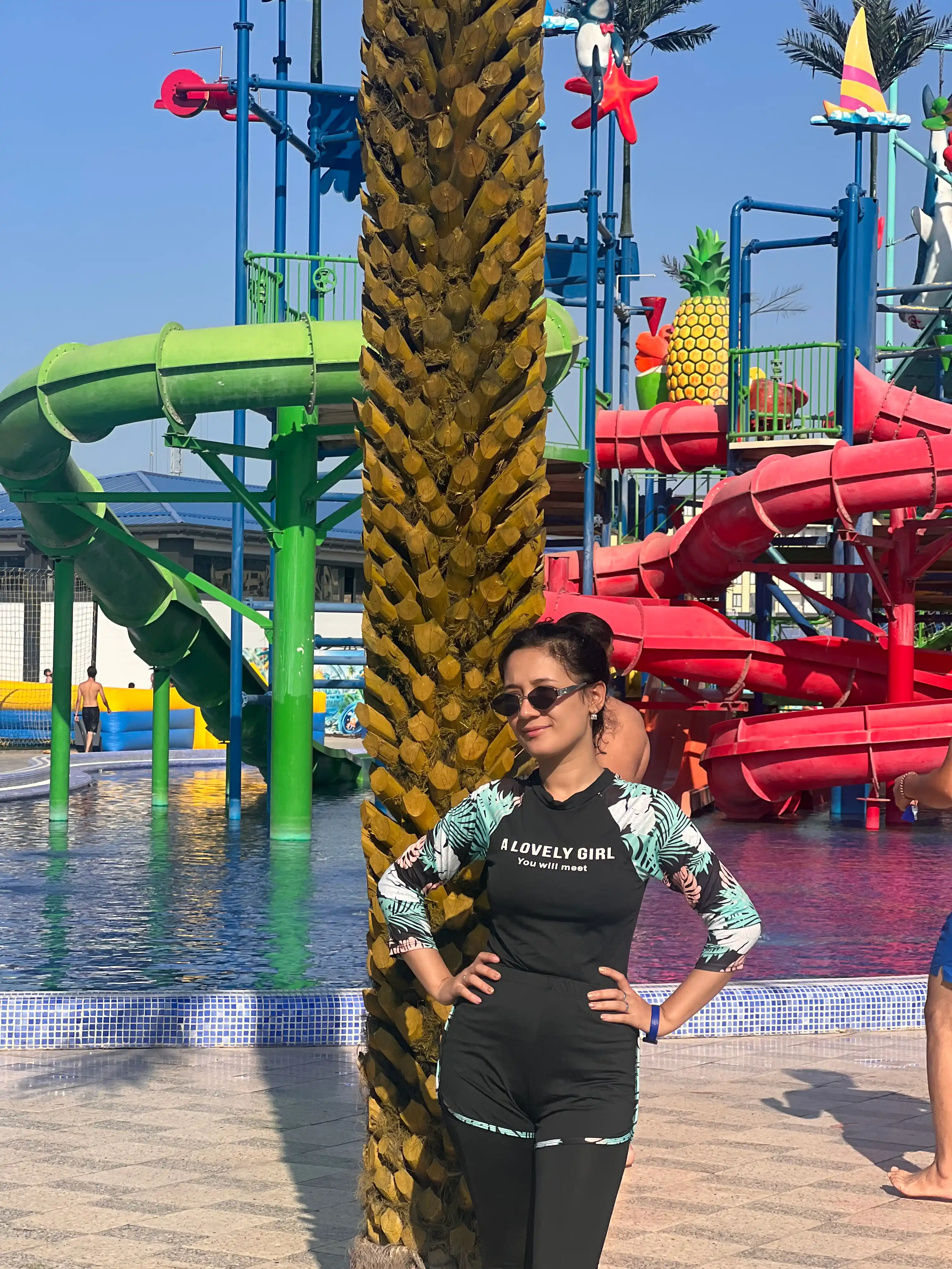 Burkini ayollar uchun yopiq 3 tasi 1 da suzish kupalnik legins va UV himoyali tunika bilan
