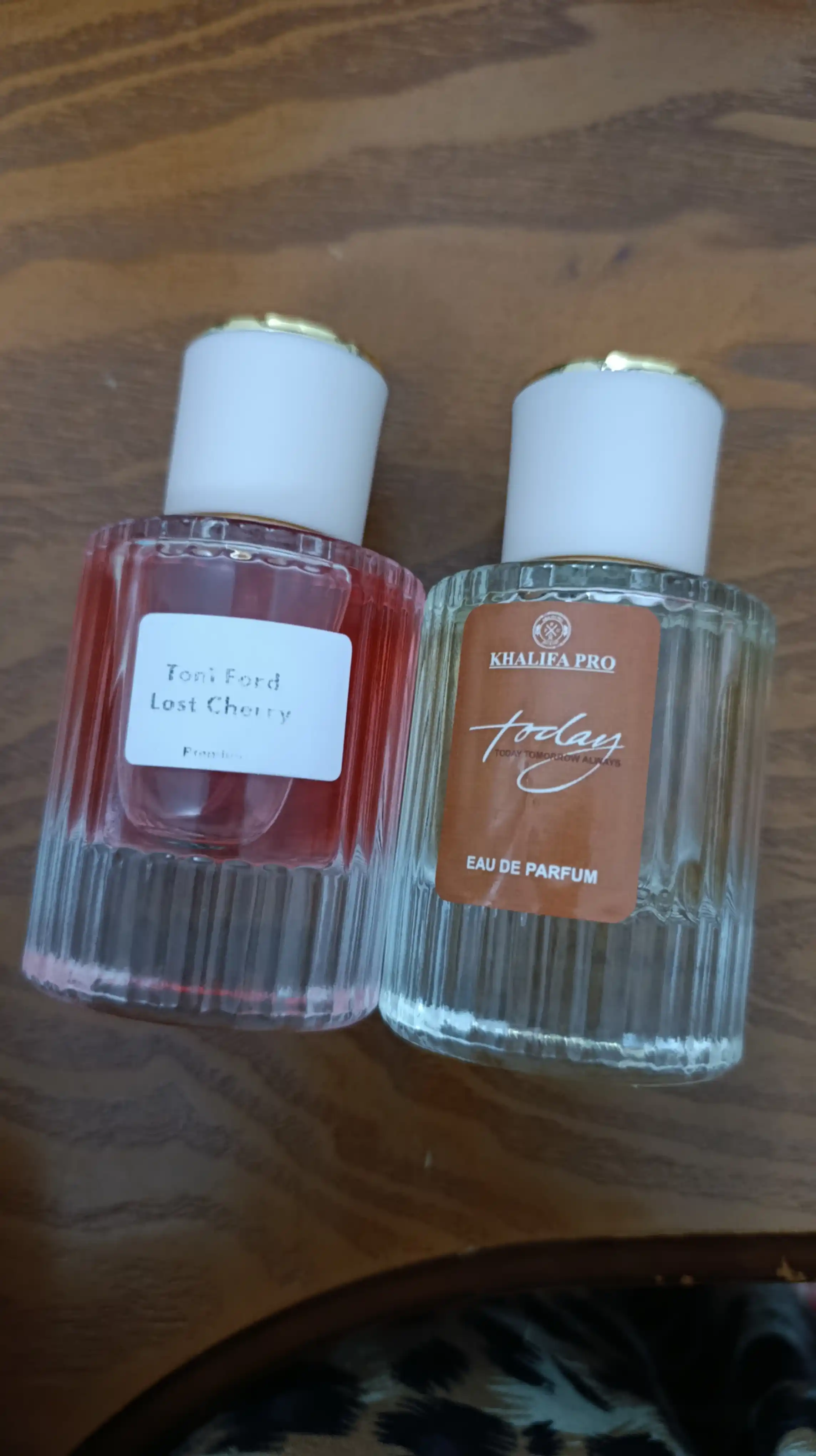Atirlar ayollar uchun Lost Cherry, My Way, Miss Dior, Gucci Flora, Avon Today, sovga nabor