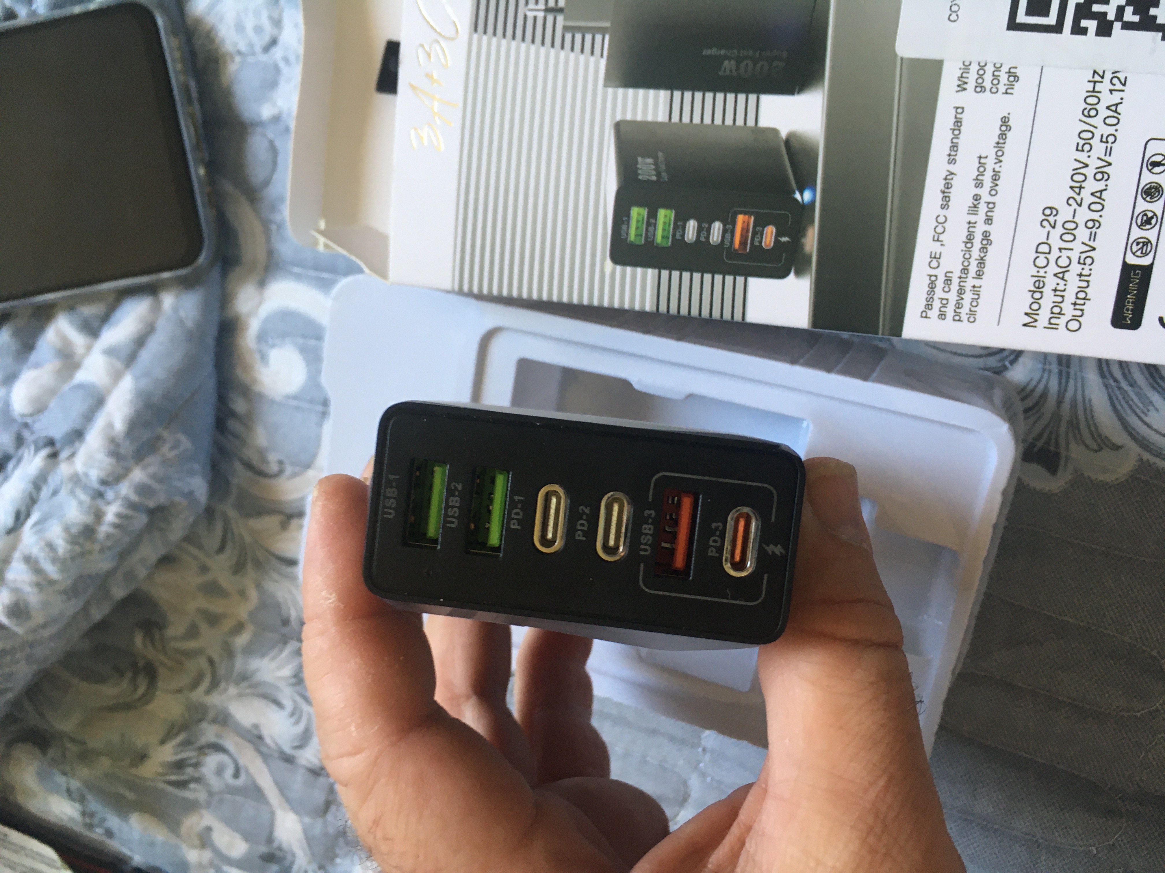Блок питания, 200W,  6 портов (USB-A и Type-C PD) TURBO зарядка,адаптер, зарядчик