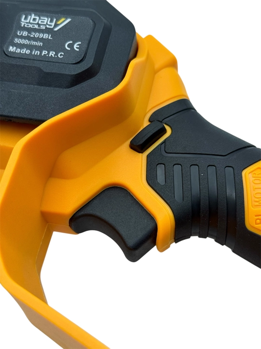Аккумуляторная цепная пила Ubay UB-209BL, бесщеточный двигатель, 21 В, 2 аккумулятора 4 Ач