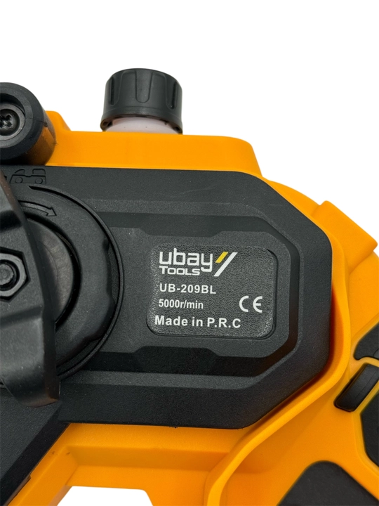 Аккумуляторная цепная пила Ubay UB-209BL, бесщеточный двигатель, 21 В, 2 аккумулятора 4 Ач