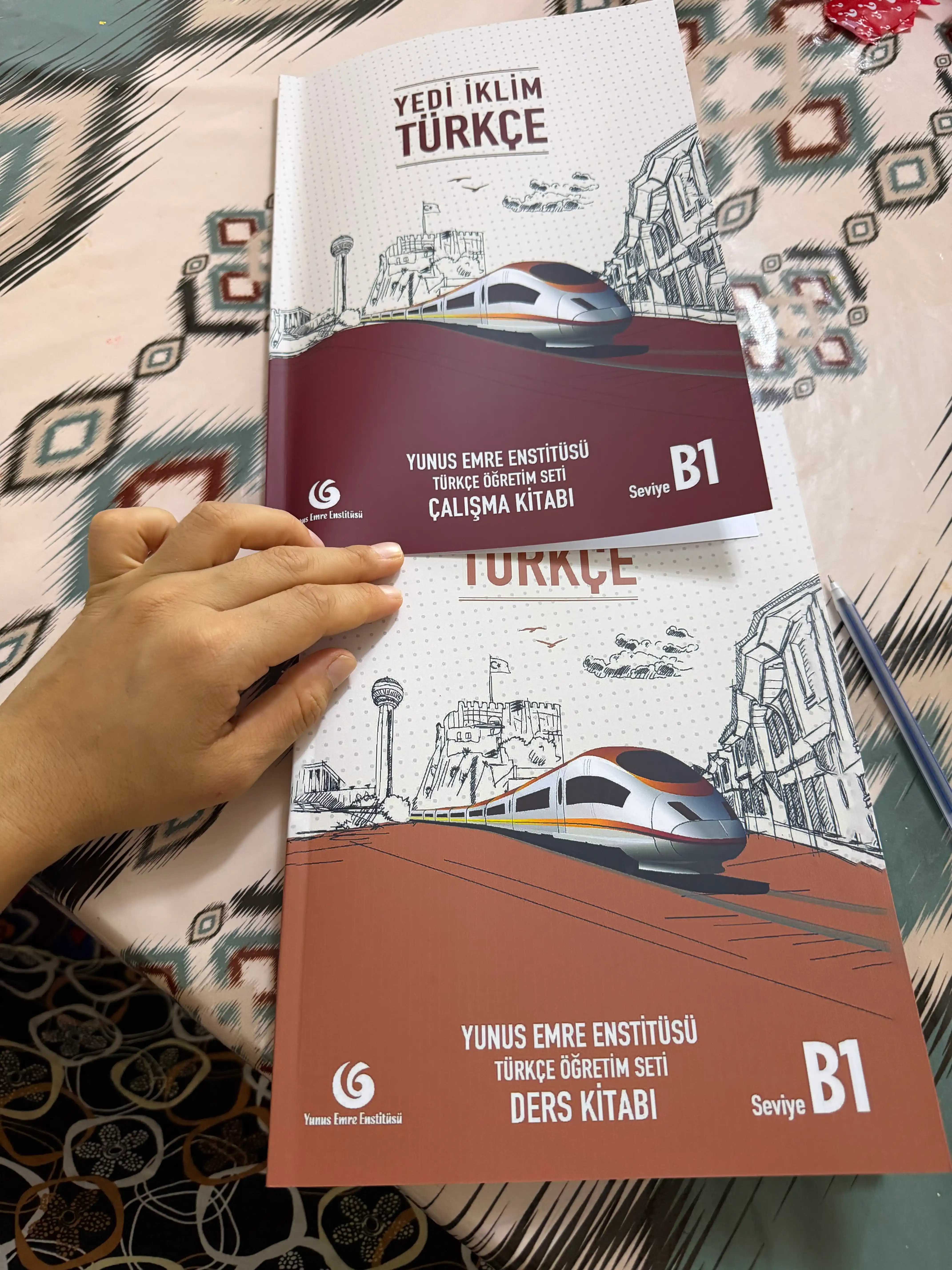 Yedi Iklim Turkce. A1,A2,B1,B2,C1. Учебник и рабочие тетради по турецкому языку, A4