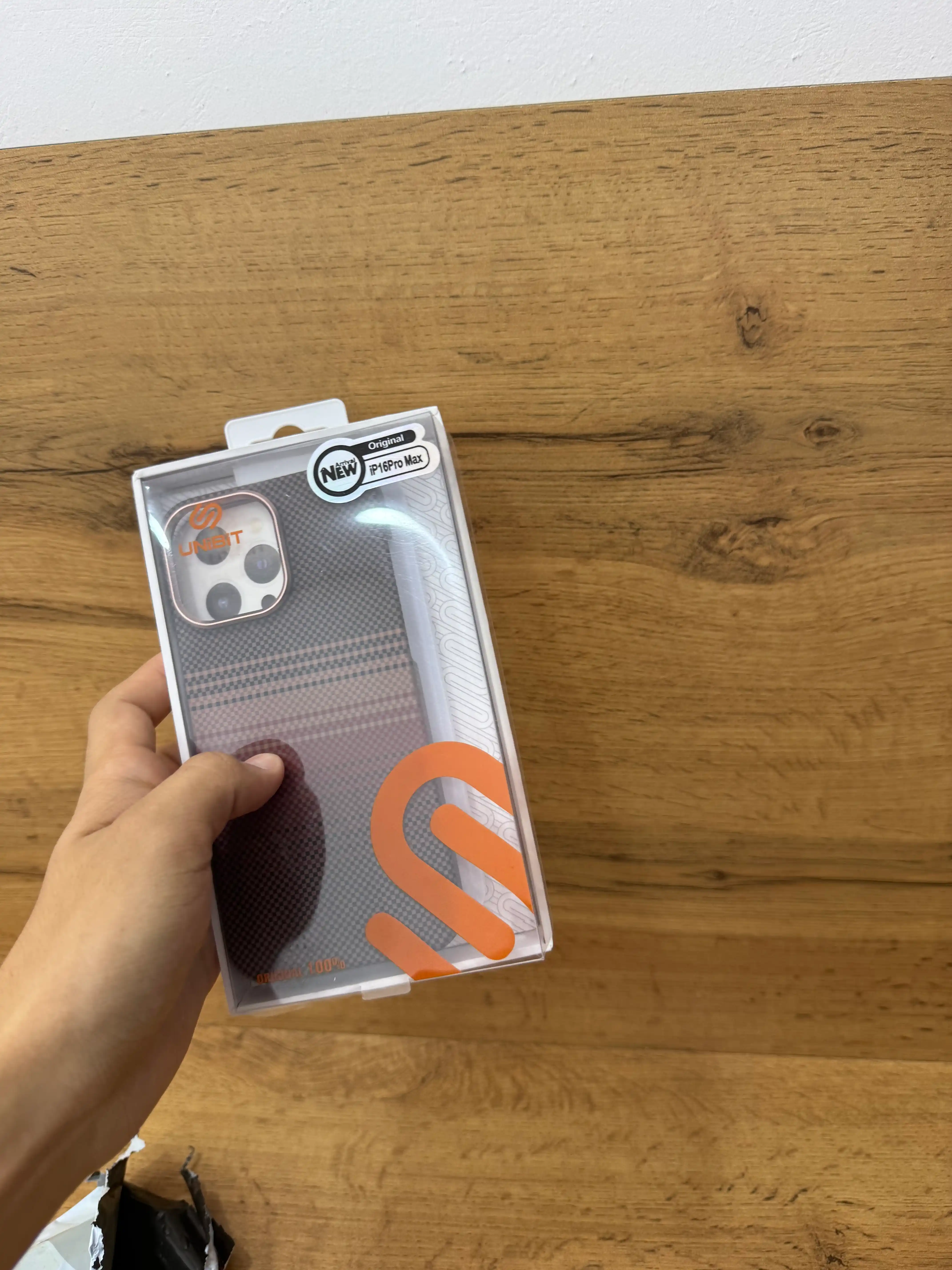 IPhone modellari uchun premium karbon g‘ilof, 13, 14, 15, 16, 17 Pro, Pro Max