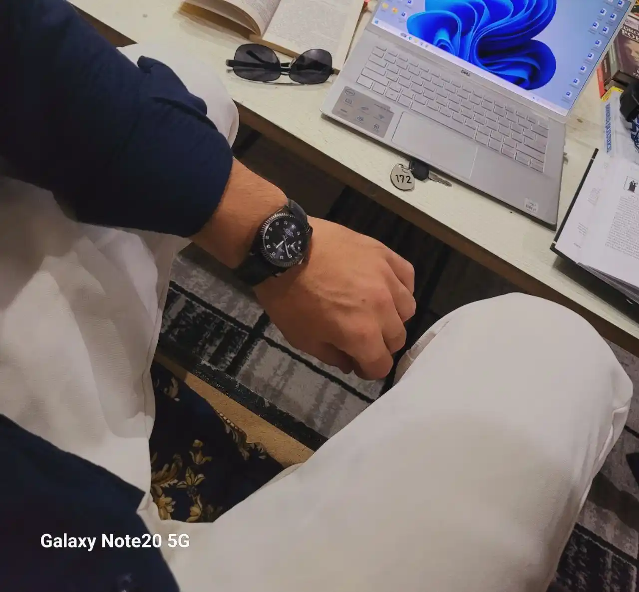 Erkaklar uchun klassik Rolex soati - zamonaviy va hashamatli aksessuar