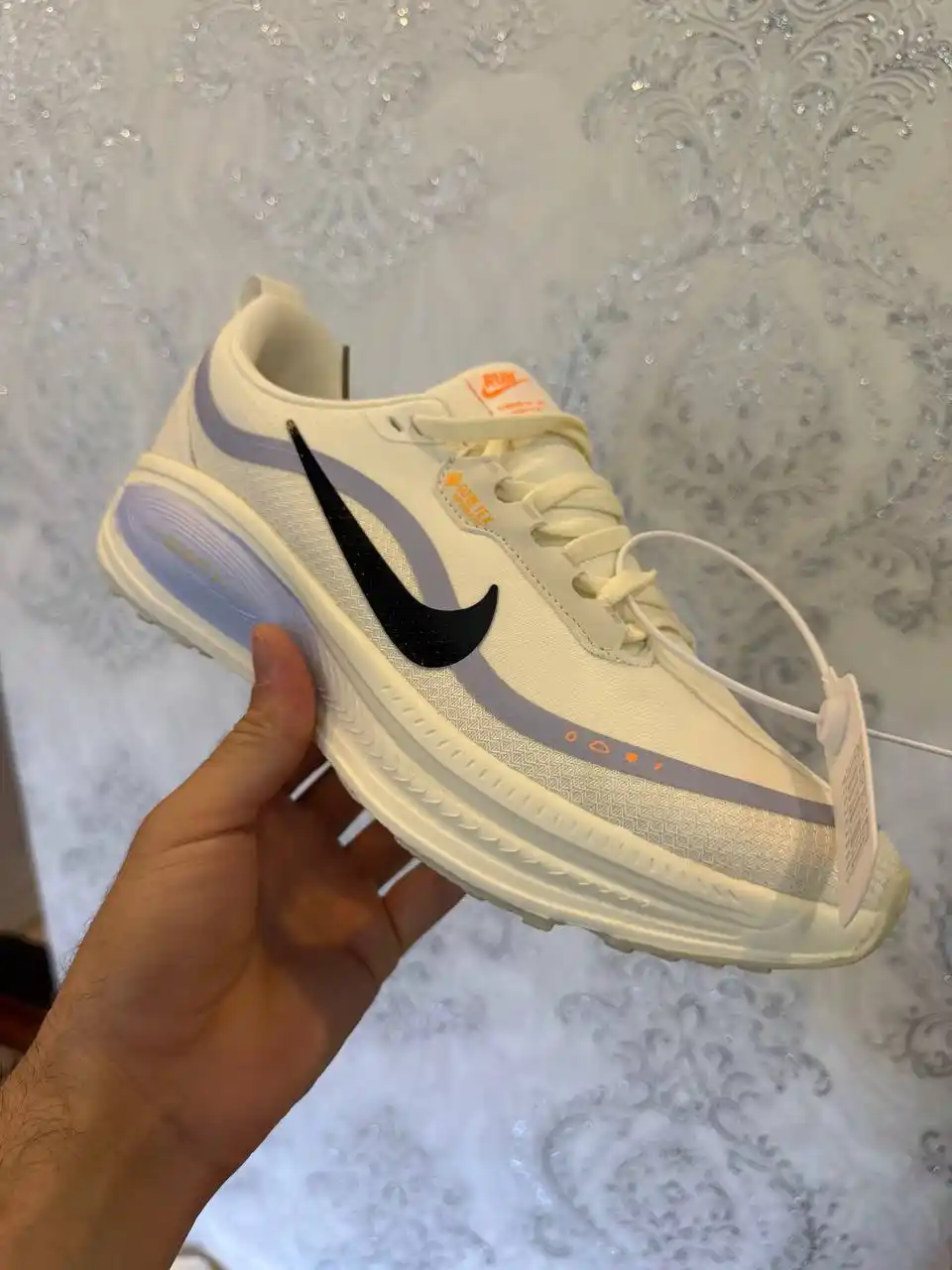 Nike ZoomX Run -Gore-Tex Edition o‘lchamlar: 40-45, 1 o'lcham katta olish tavsiya etiladi