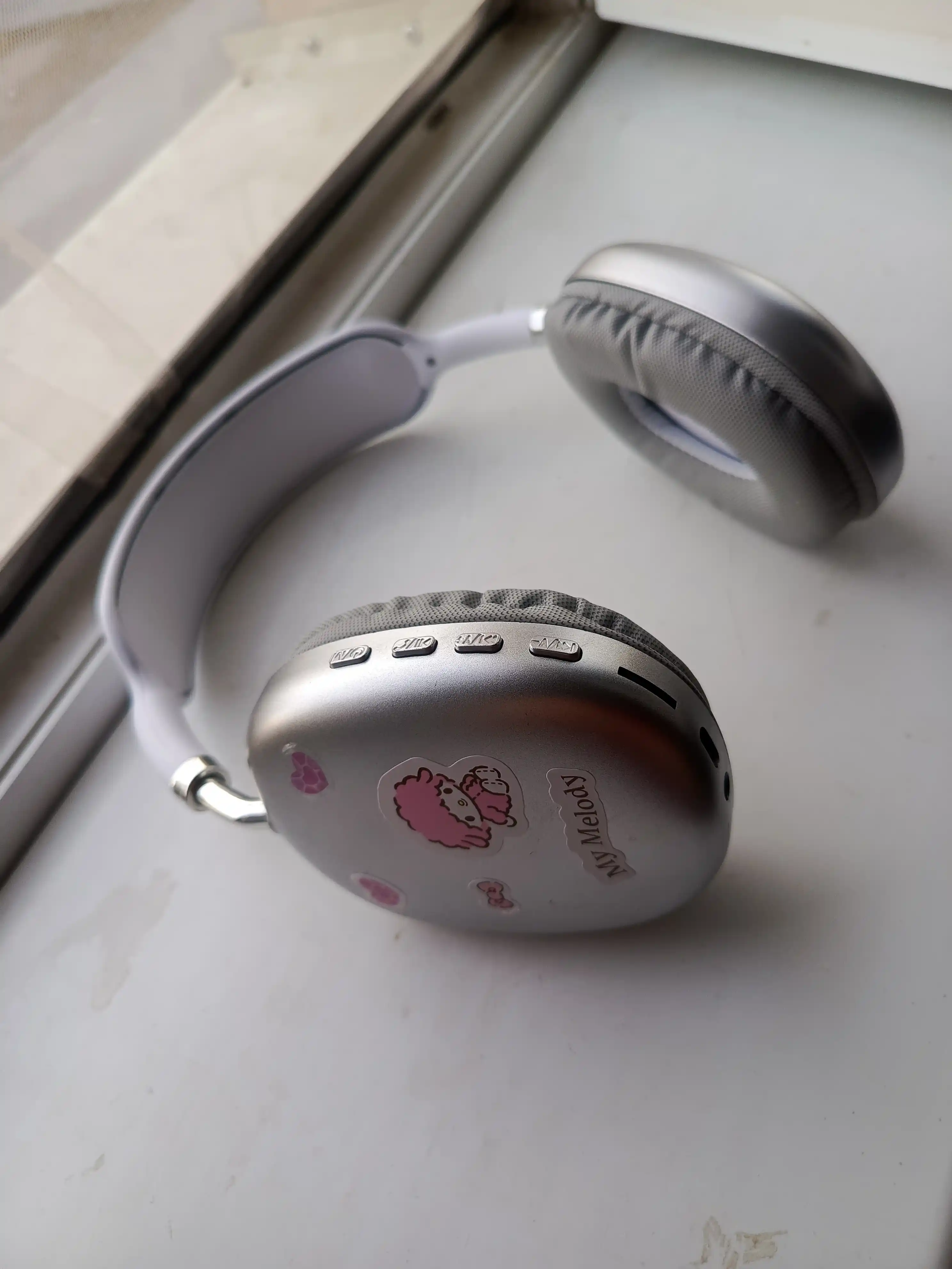 Simsiz Bluetooth quloqchinlar P9, mikrofonli, to'liq o'lchamli