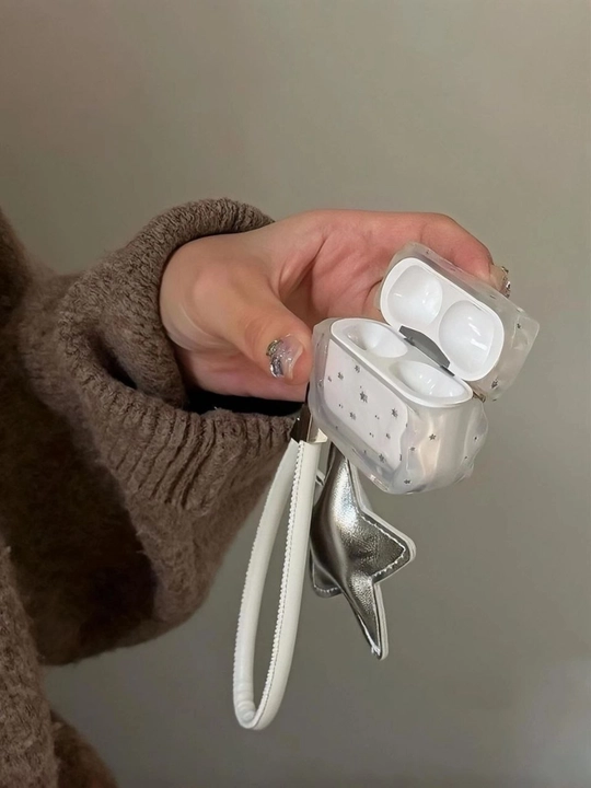 Текстурированный чехол для AirPods с объемным 3D цветком