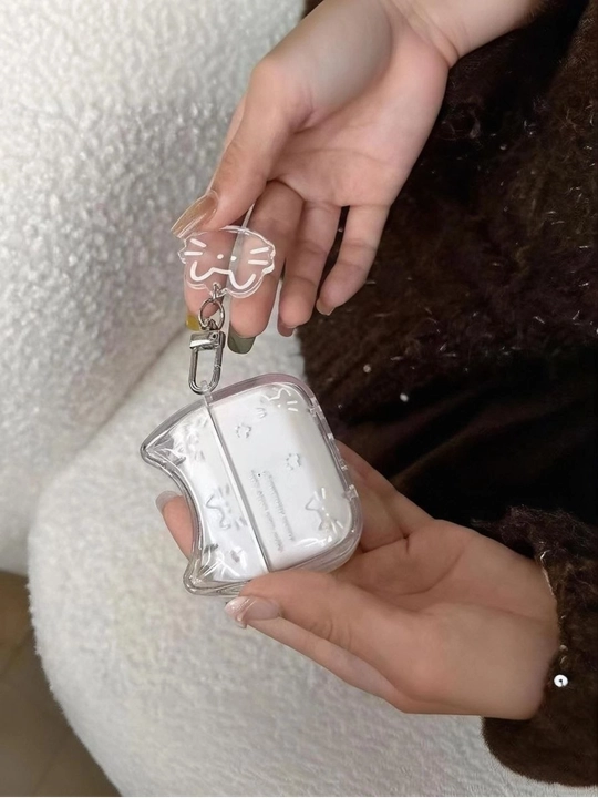 Текстурированный чехол для AirPods с объемным 3D цветком