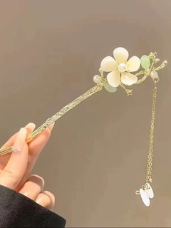 Серый