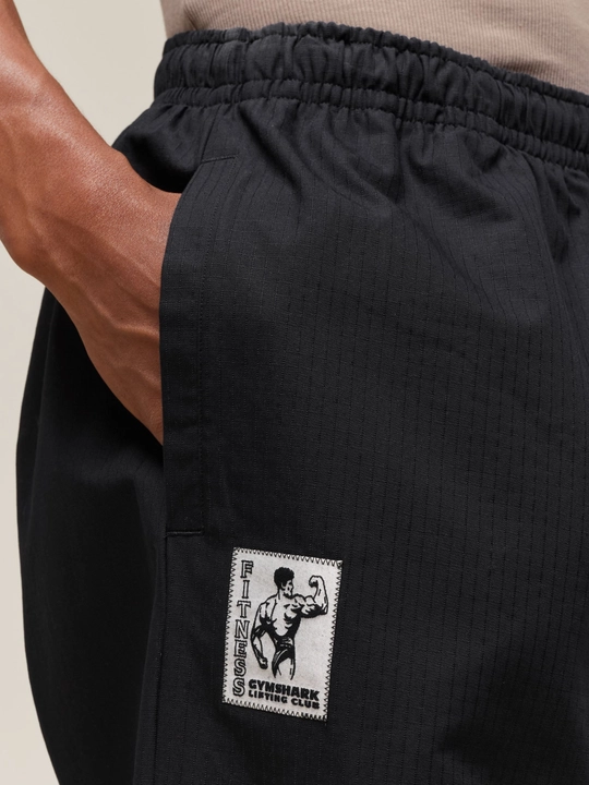 Erkaklar uchun sport shimlar — joggerlar YOUNGLA va GYMSHARK