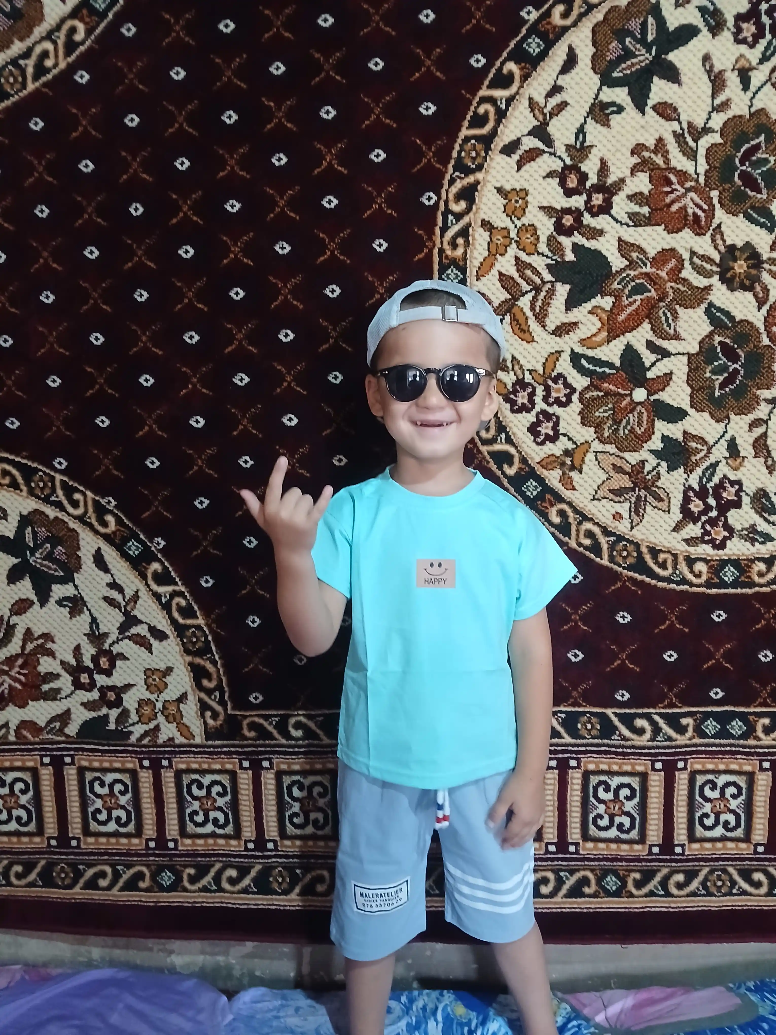 O‘g‘il bolalar ko‘zoynagi, to‘q rangli, qora, 1 - 4 yosh