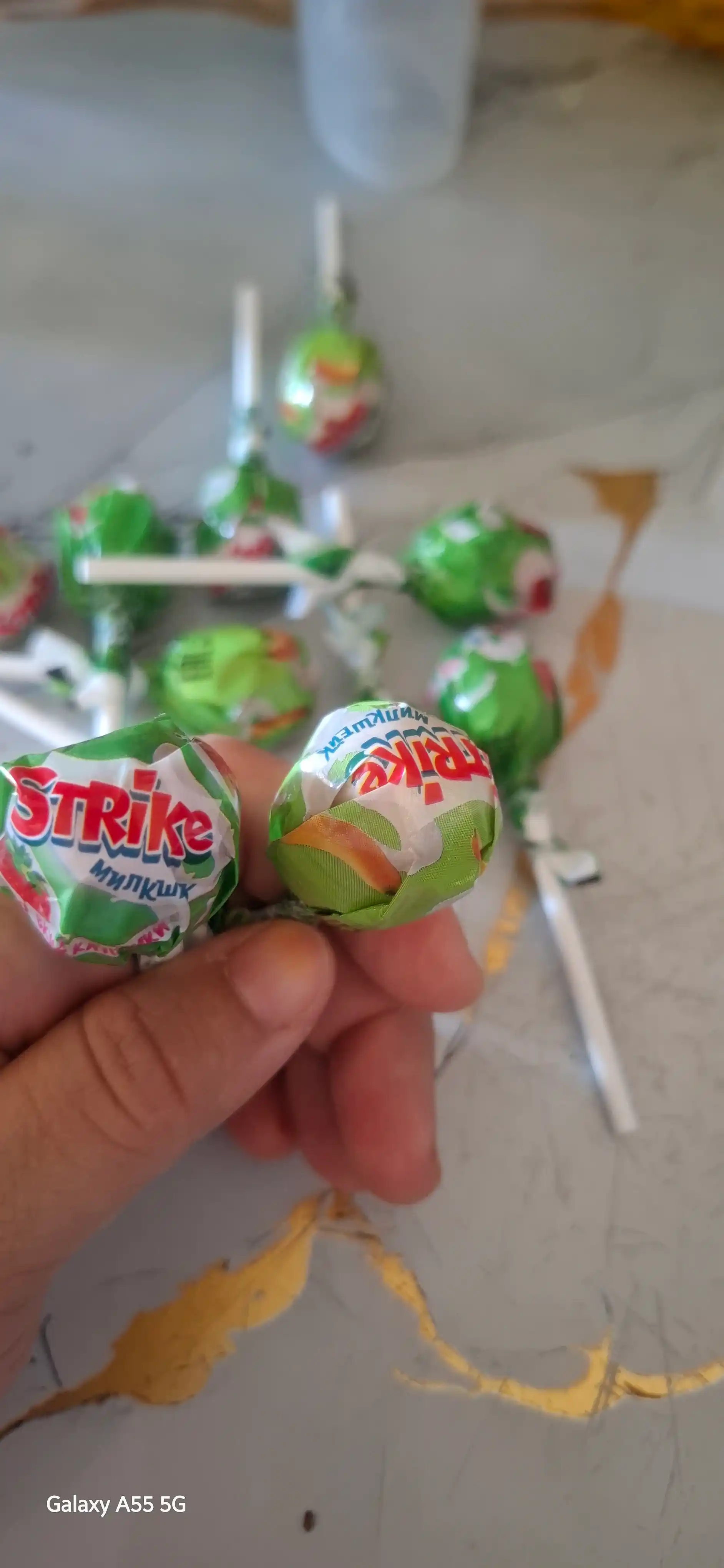 Ledeneslari ''Strike Milkshake''Assorti , 50 dona.(paket)