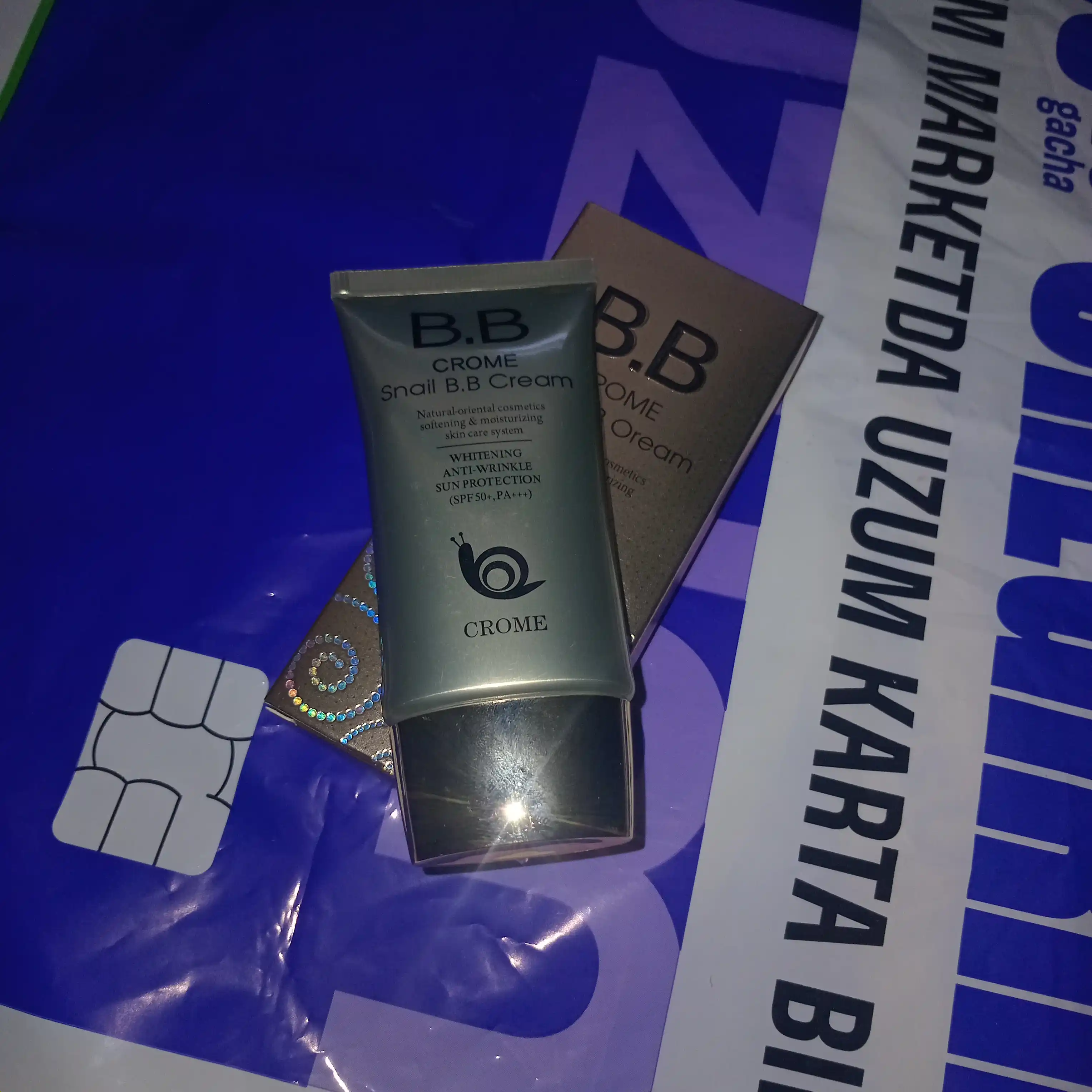 Ko'p funksiyali oqartiruvchi tonal krem BB krem Crome Snail SPF 50+, 50 ml
