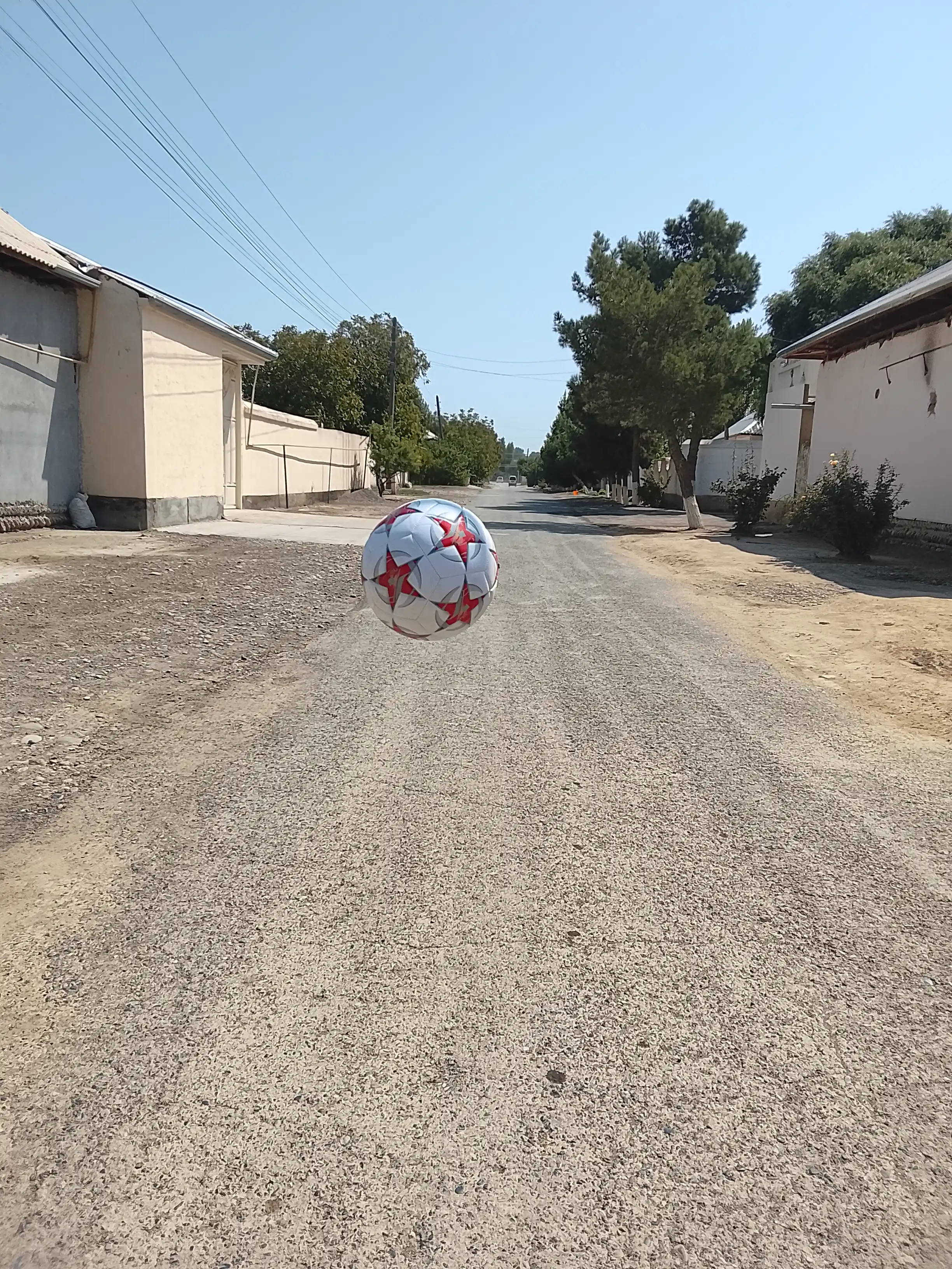 O‘yin va mashg‘ulotlar uchun 5-raqamli futbol to‘pi, turli dizayn va modellarda
