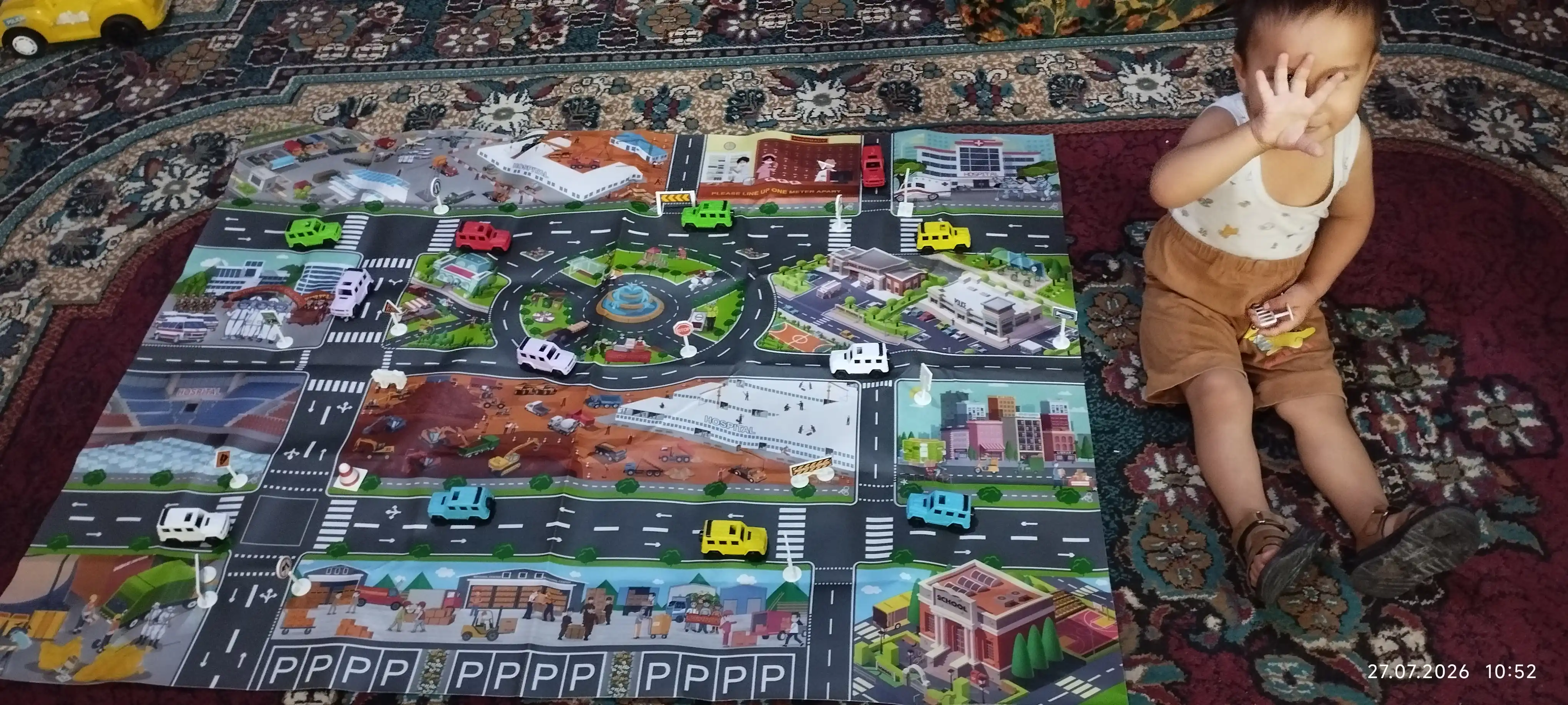 Развивающий детский игровой коврик 130×100 см с дорогой и машинками