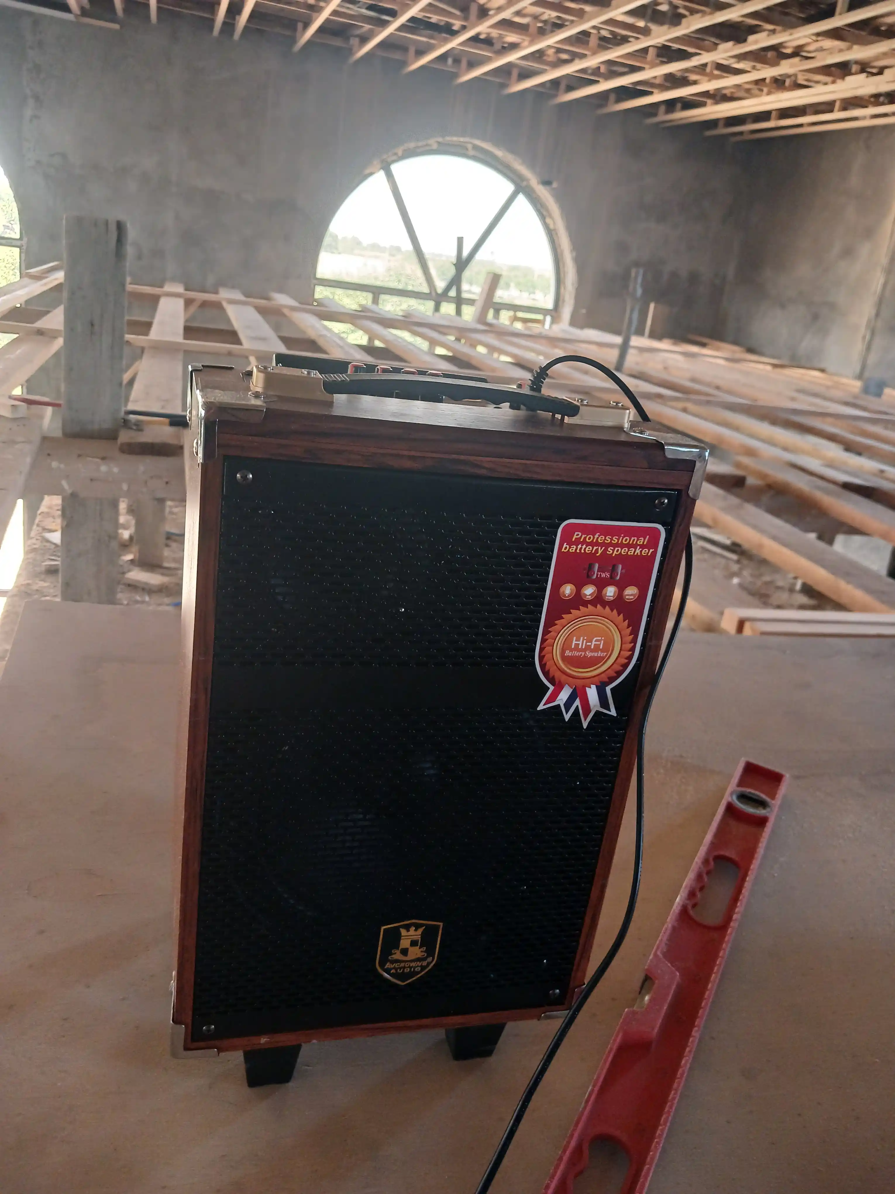 Karaoke Bluetooth kalonka BQ-8, mikrofon bilan, kuchli ovoz