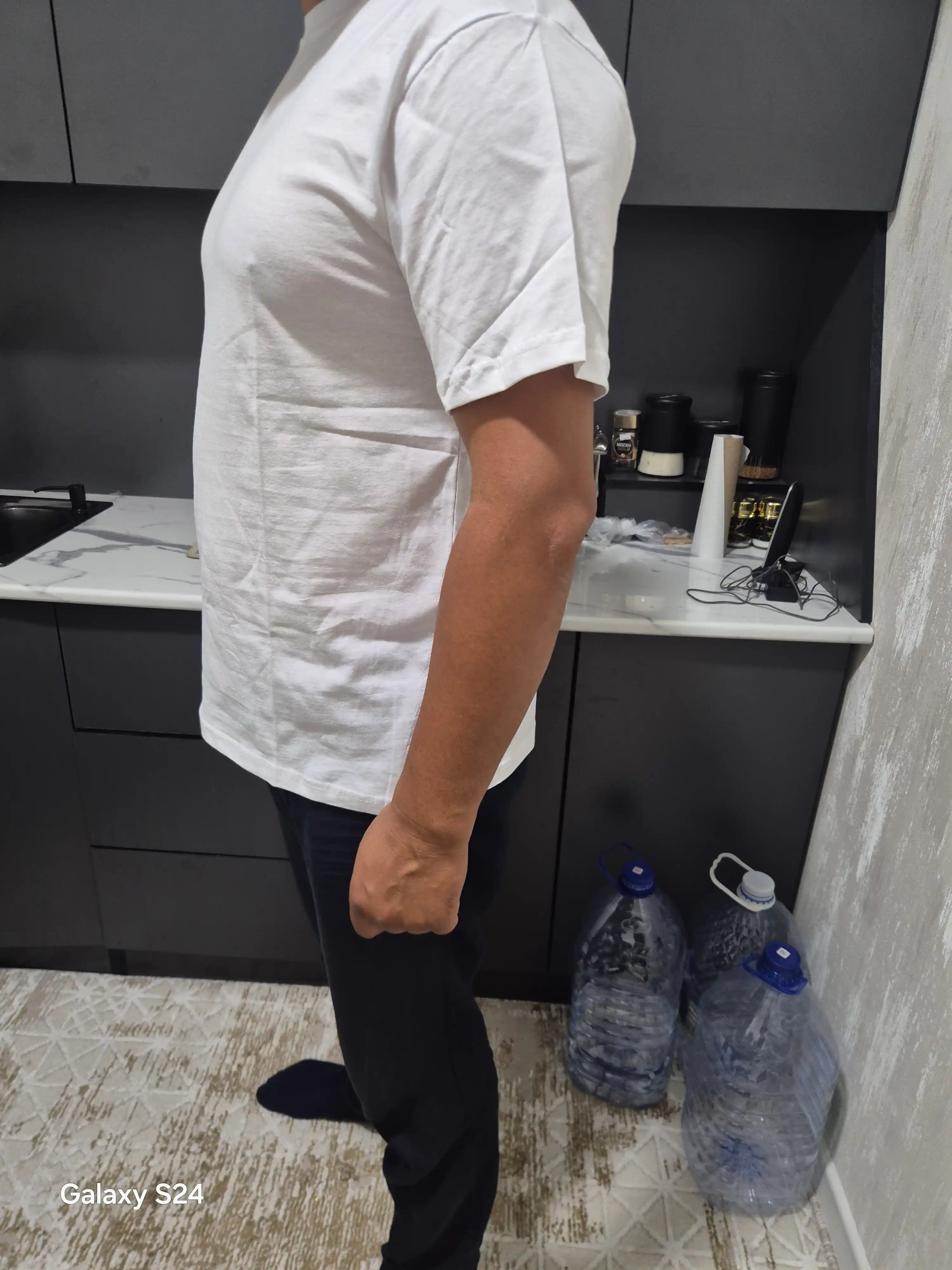 Erkaklar va ayollar futbolkalari, ayollar futbolkasi, erkaklar futbolkasi