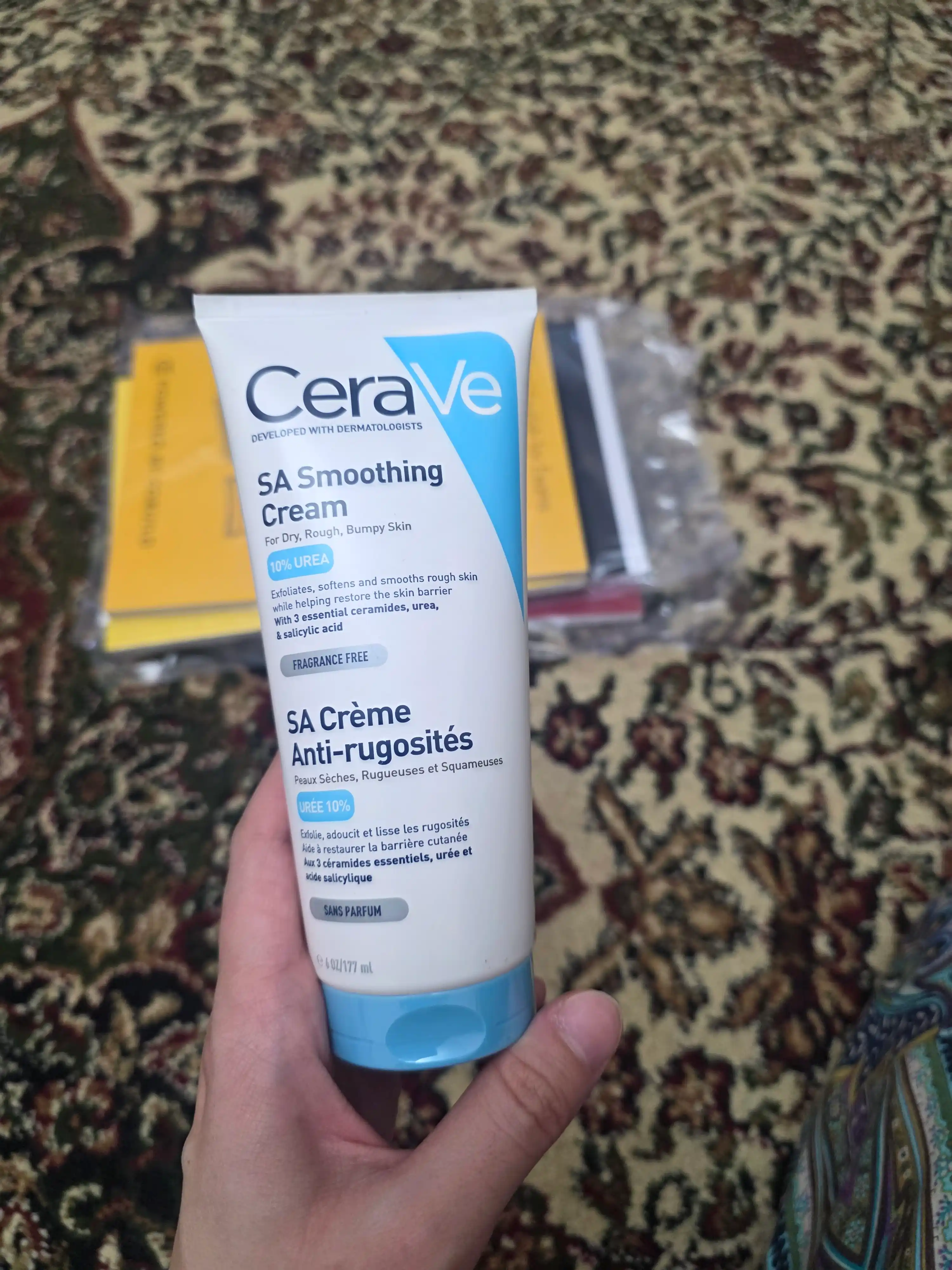 CeraVe Quruq, dag’allashgan va notekis teri uchun yumshatuvchi krem 177 g