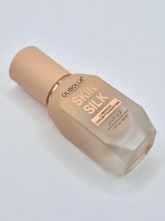 OLIBOLLA Skin Silk Luminous Serum Foundation, suvga chidamli va 24 soat saqlanuvchi, 35 ml - 