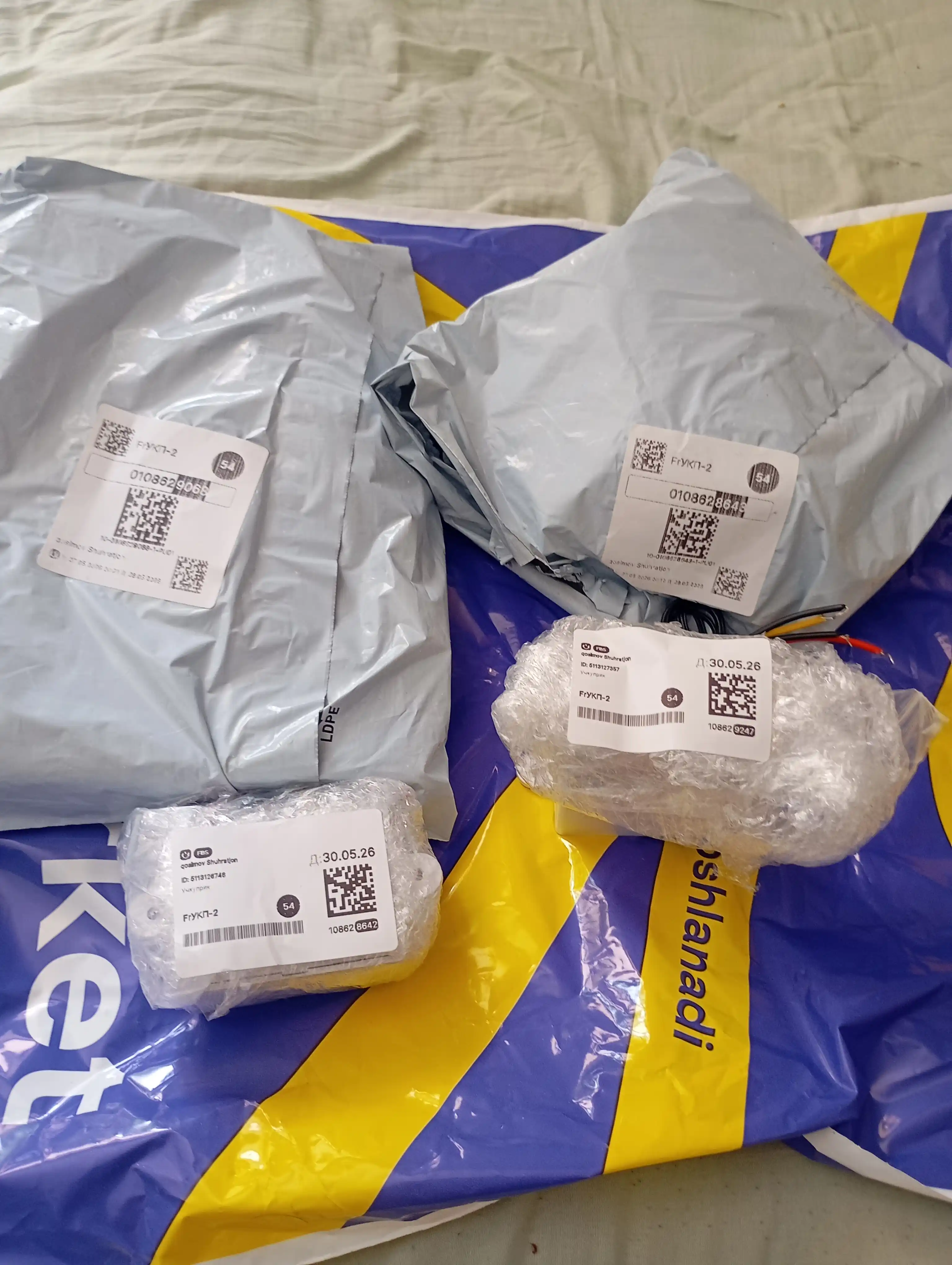 Universal quvvat bloki 12 V, 15 A, 180 W — metall korpus, qisqa tutashuvdan himoya