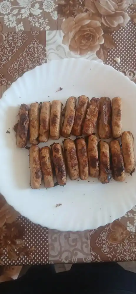 Mini sasiska uchun silikon qolip qopqoqli, pechda pishirish BPA Free oziq-ovqat silikoni