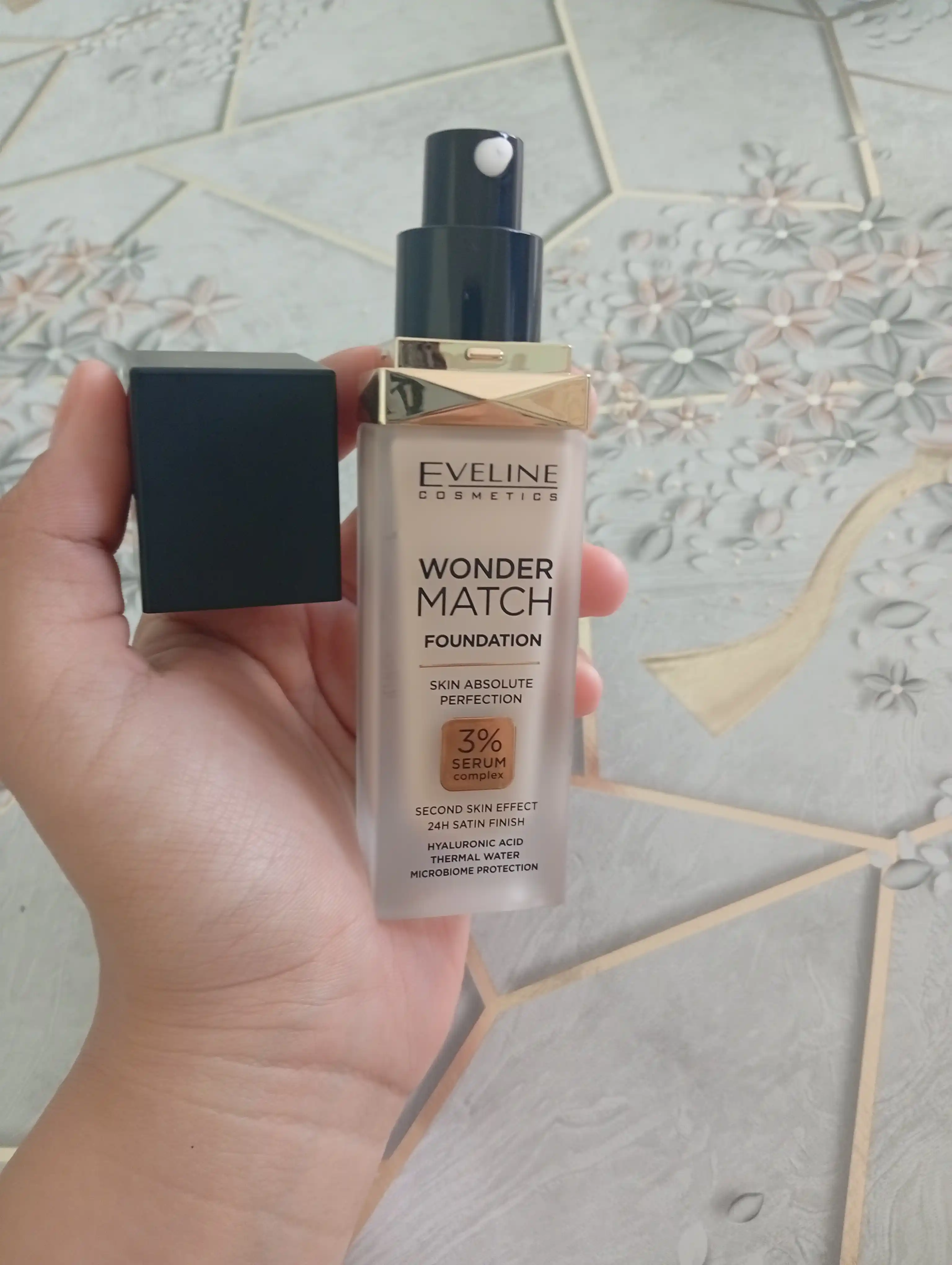 Tonal asos Eveline Wonder Match, ton 05 Light Porcelain, 30 ml