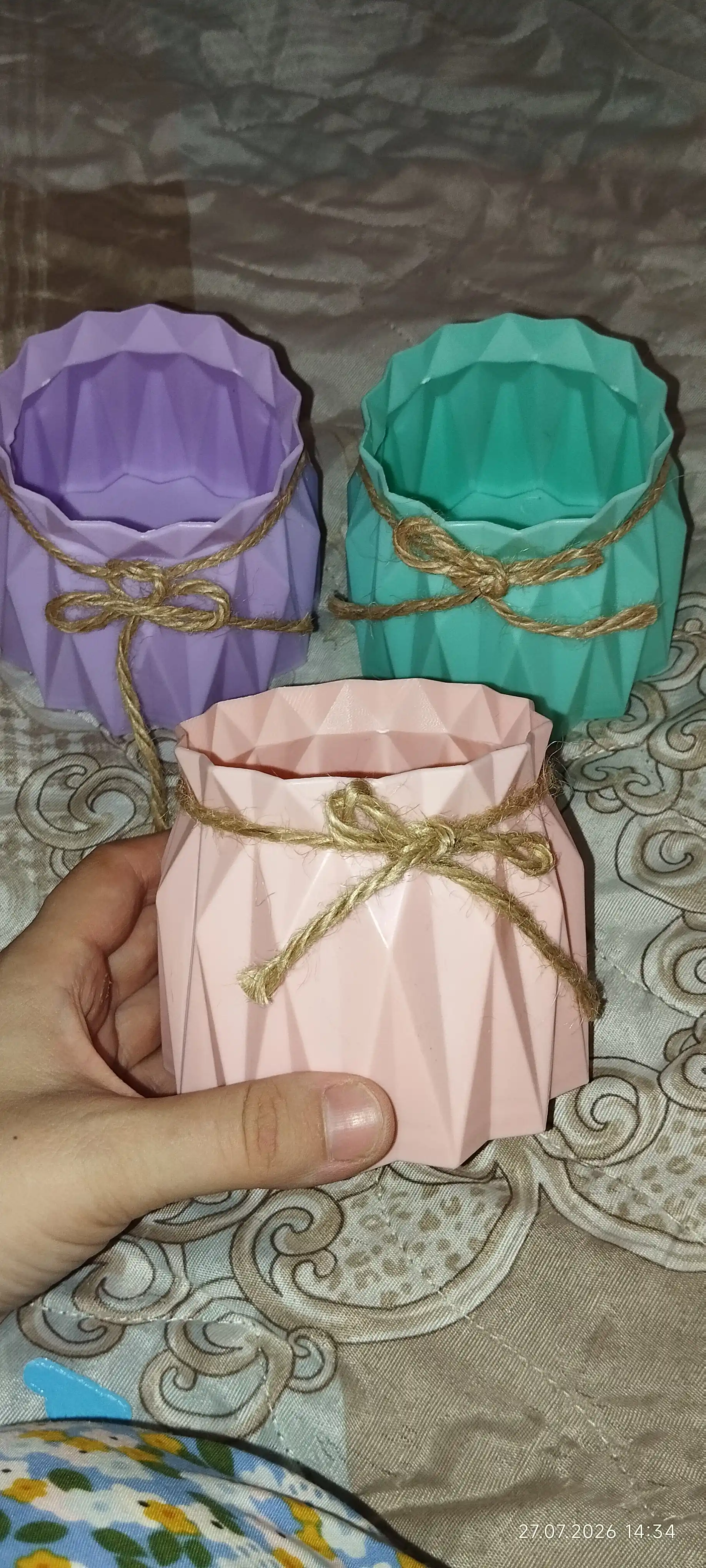 Tabiiy va sun’iy gullar uchun plastik vaza, Gifthome