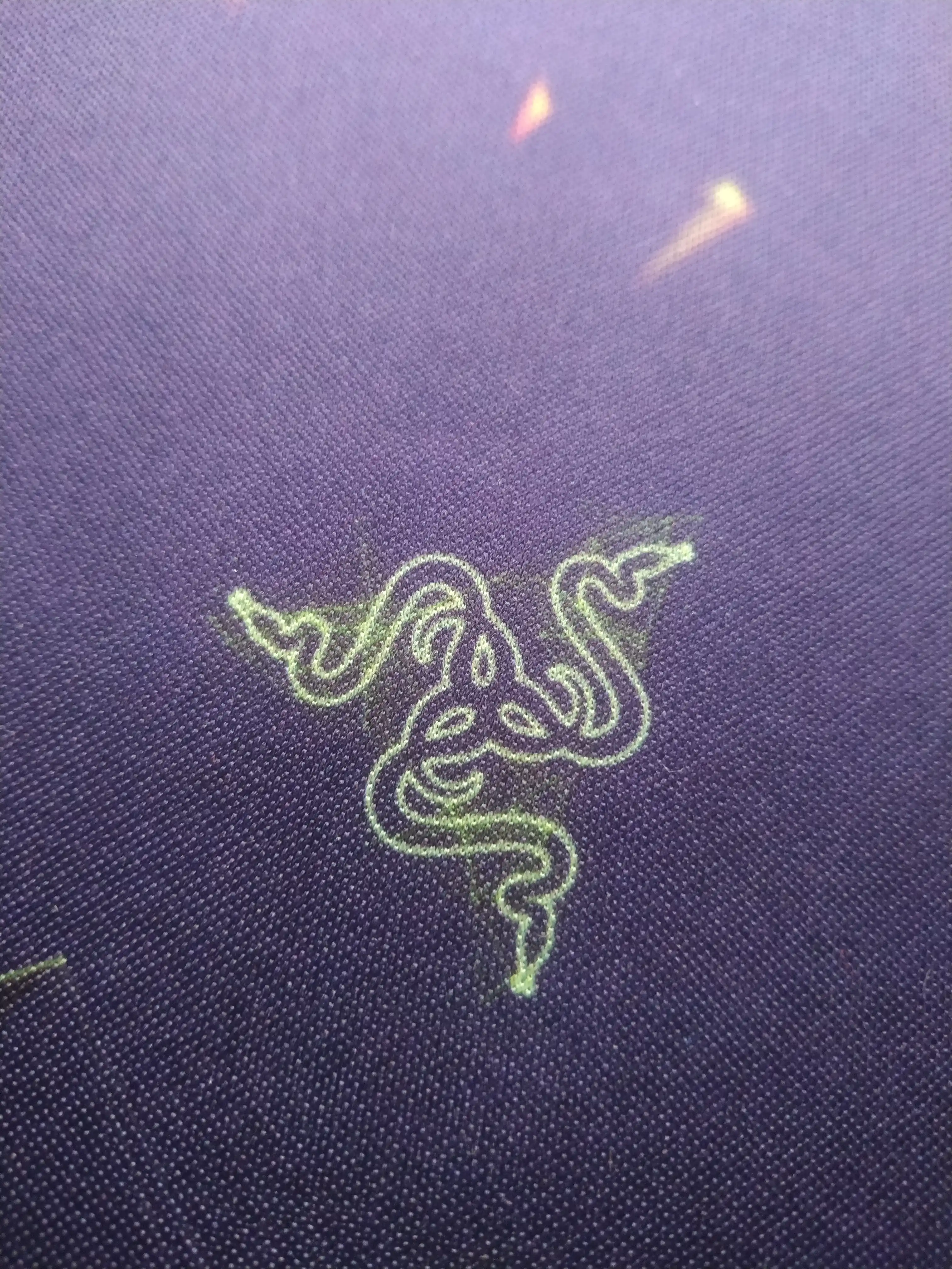 Gaming Mouse Pad – Katta O'lchamli, Sirpanmaydigan, Aniq Sensor va Premium Gilamcha