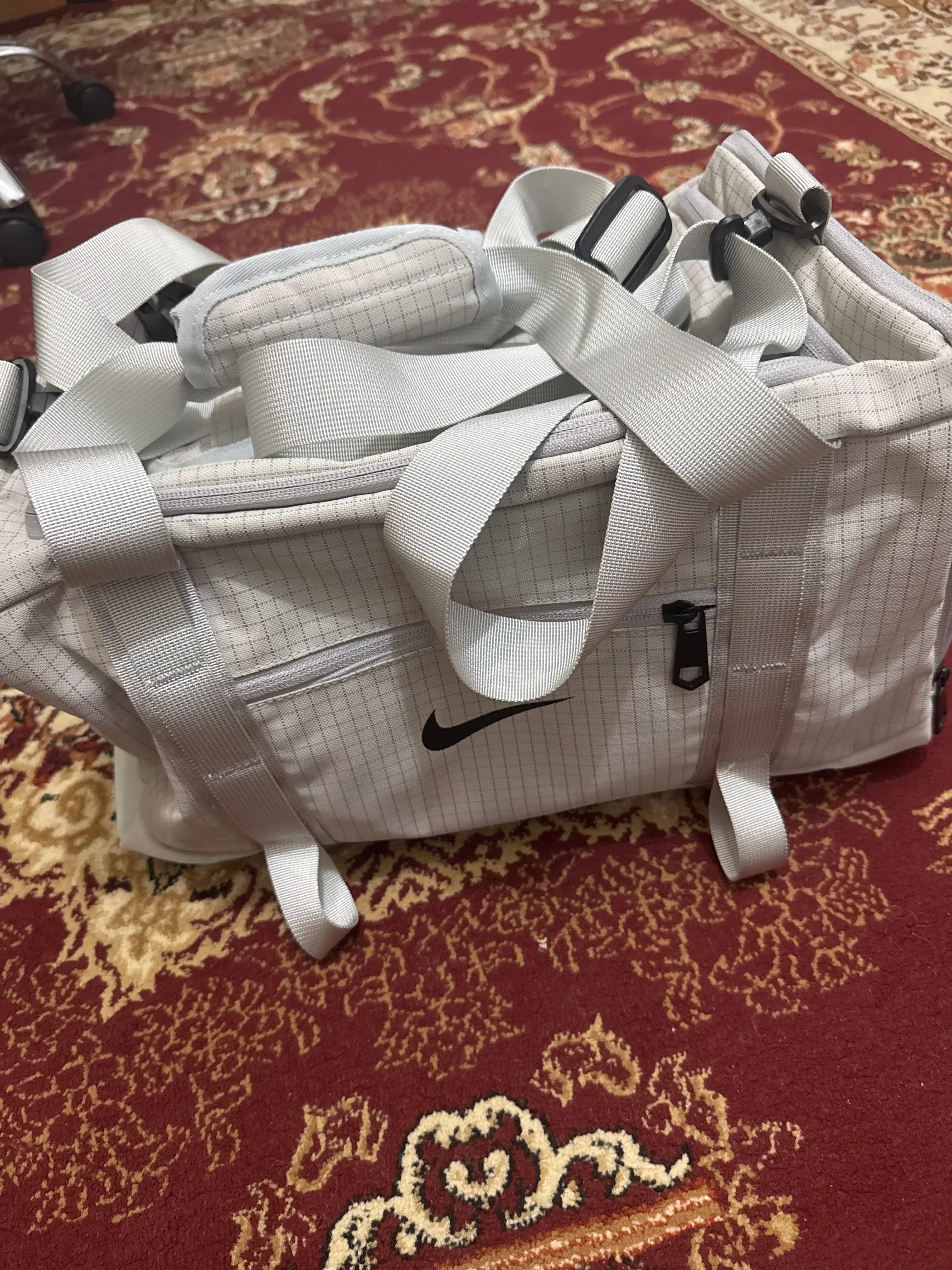 Erkaklar uchun sport sumkasi ryukzak