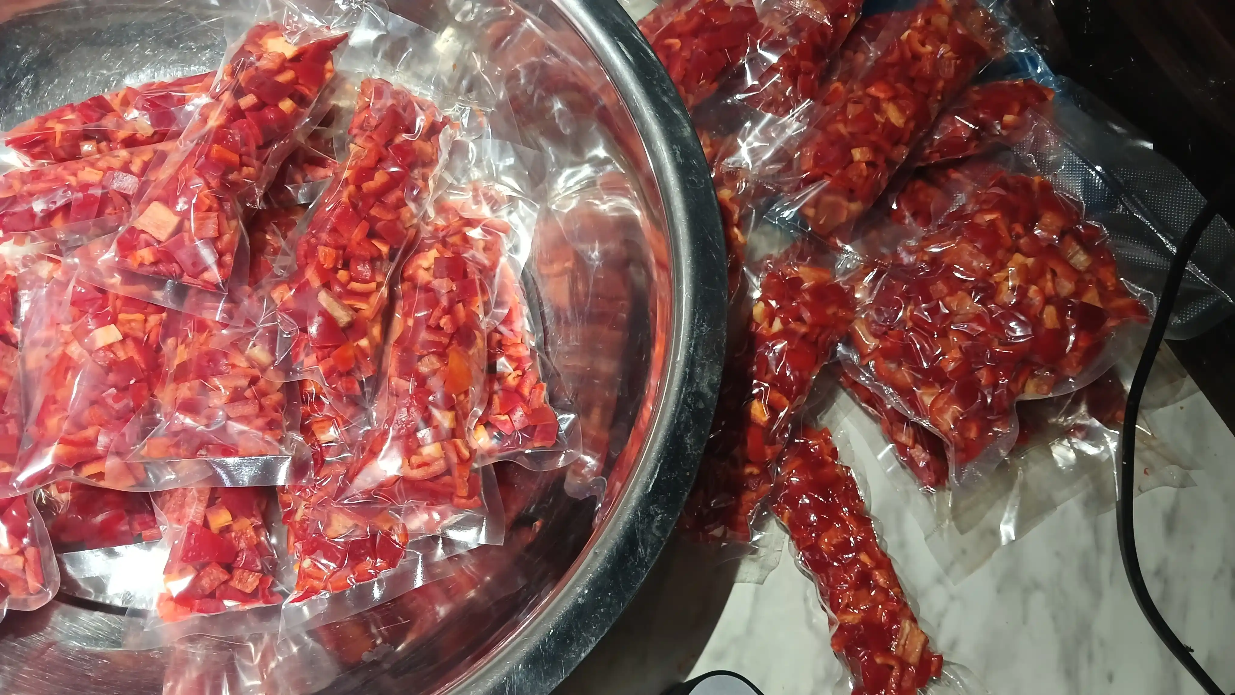 Вакууматор — вакуумный упаковщик продуктов, +60/+10 пакетов, машина для вакуумной упаковки