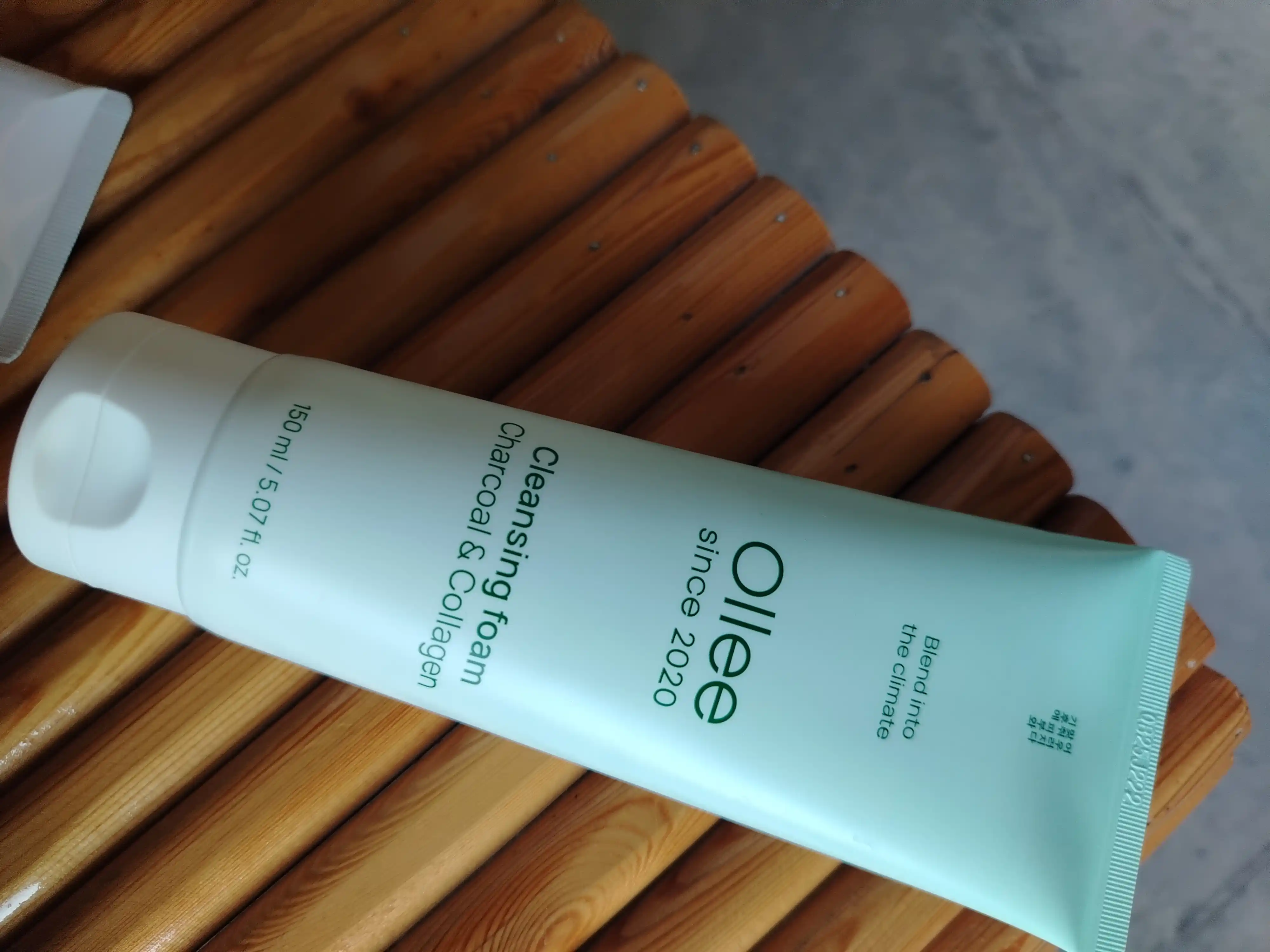 OLLEE Cleansing Foam ko‘mir va kollagenli yuz yuvish ko‘pigi, 150 ml