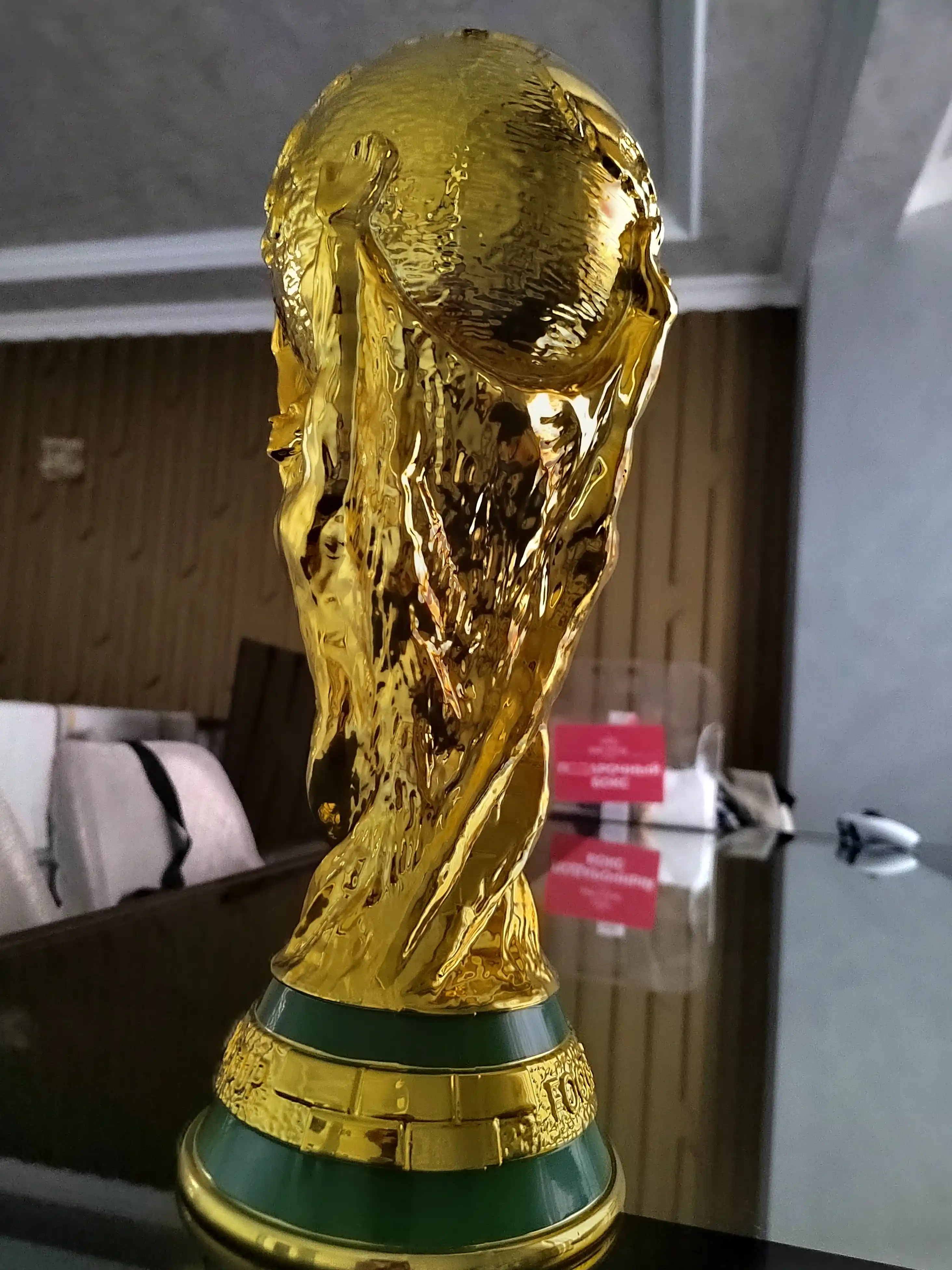 37 sm Jahon kubogi, futbol muxlislari uchun suvenir va sovg‘a