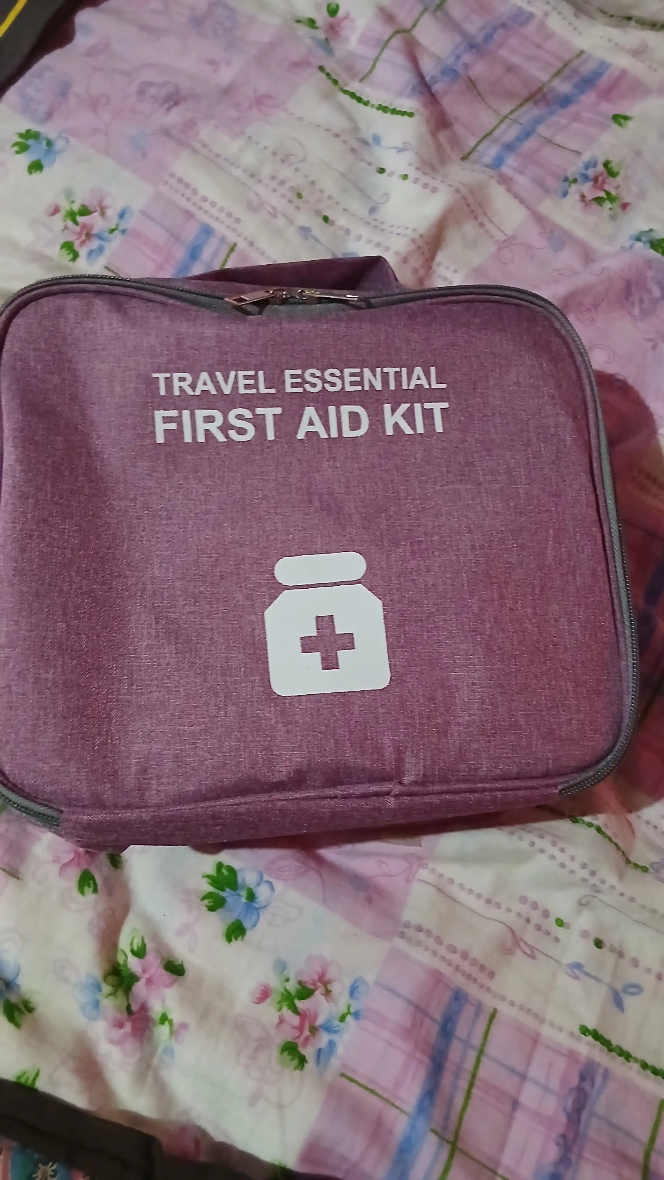 First Aid Kit Aptechka, yo'l uy uchun, dorilar uchun organayzer