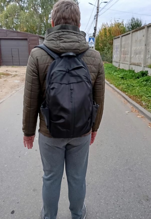 USB portli erkaklar ryukzagi, sport va shahar uchun, suvga chidamli, 20 litr