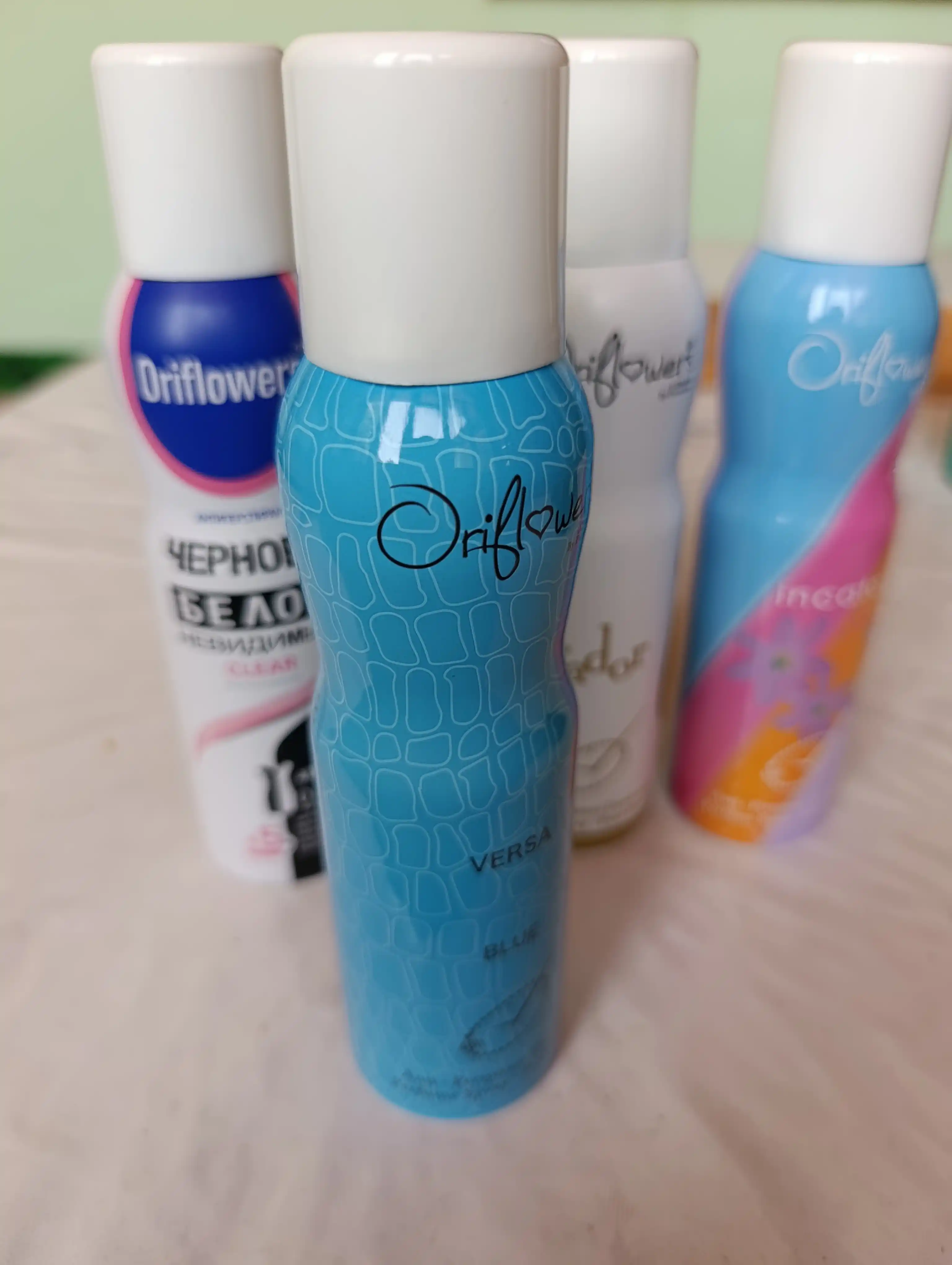 Dezodorant spreyi Oriflowers Lucia, 150 ml ayolar uchun dezodo'do'rant