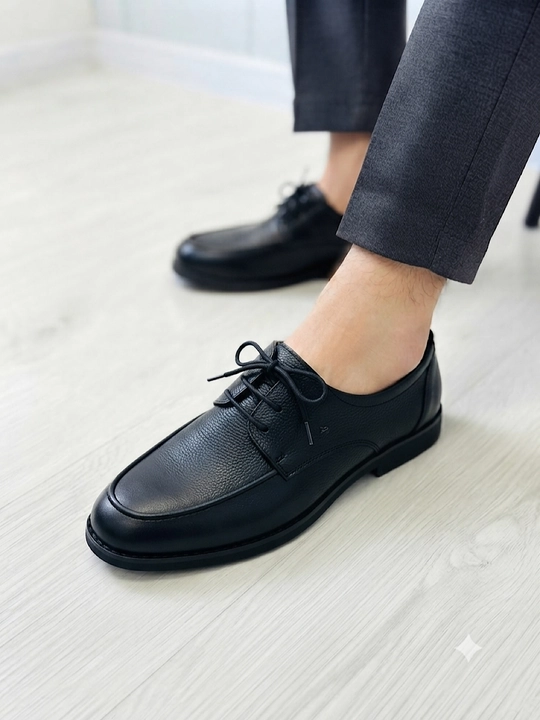Erkaklar oyoq kiyimlari, oyoq kiyimlar erkaklar, tuflilar erkaklar uchun, cheshkalar erkaklar