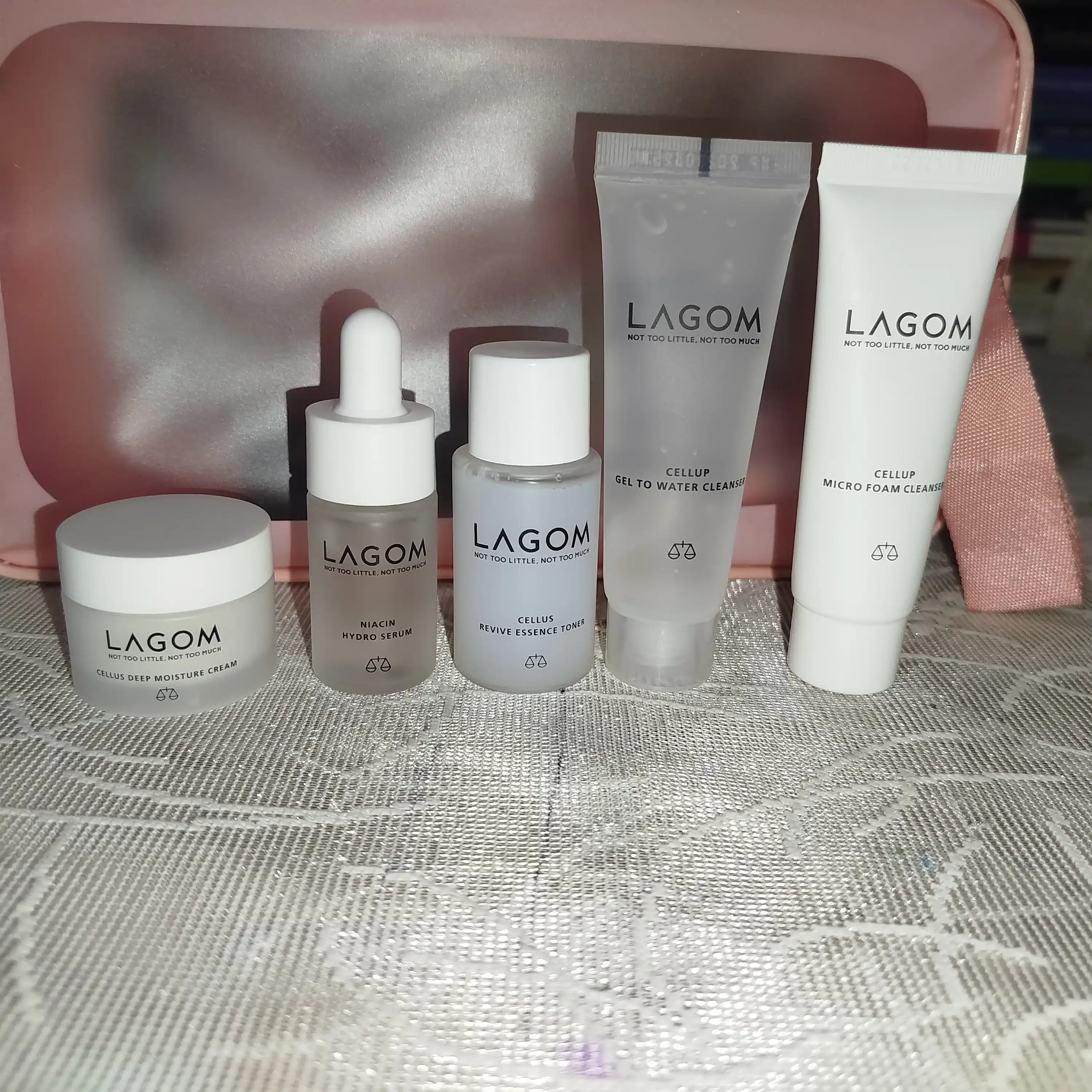 Lagom Travel Kit набор миниатюр для увлажнения кожи лица