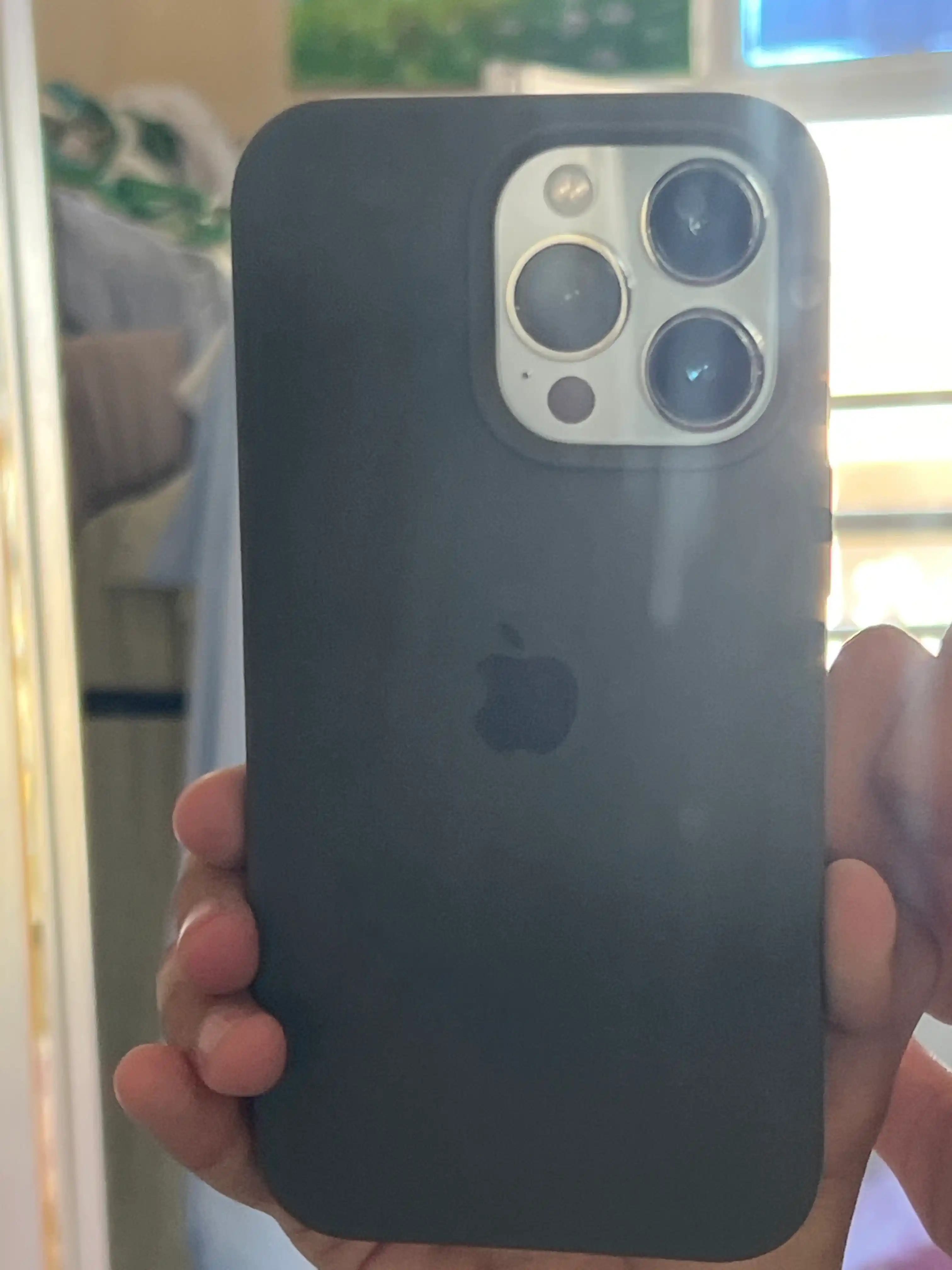 Силиконовый чехол для iPhone — мягкий, защитный и стильный чехол